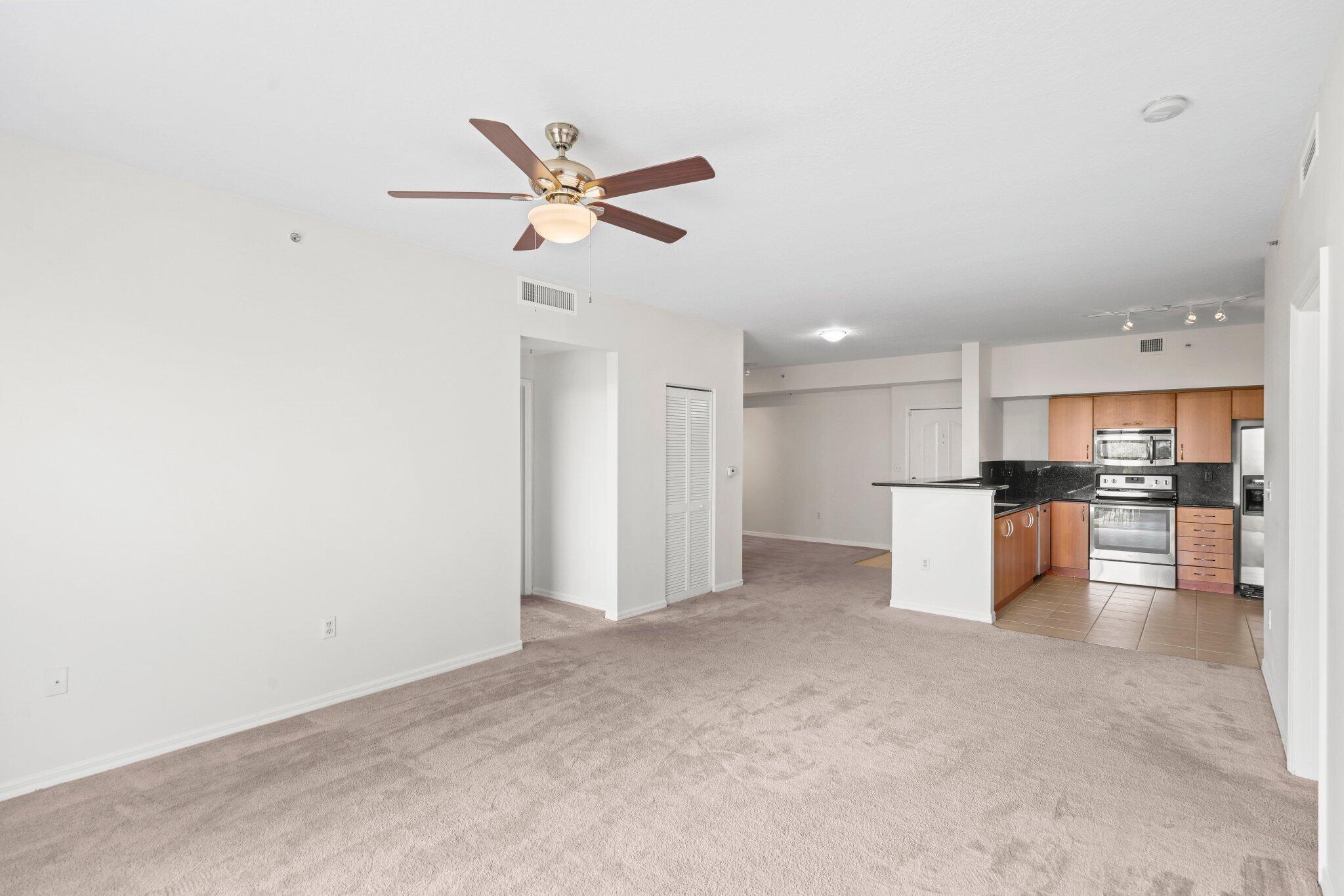 255 NE 3rd Avenue Unit 2-407