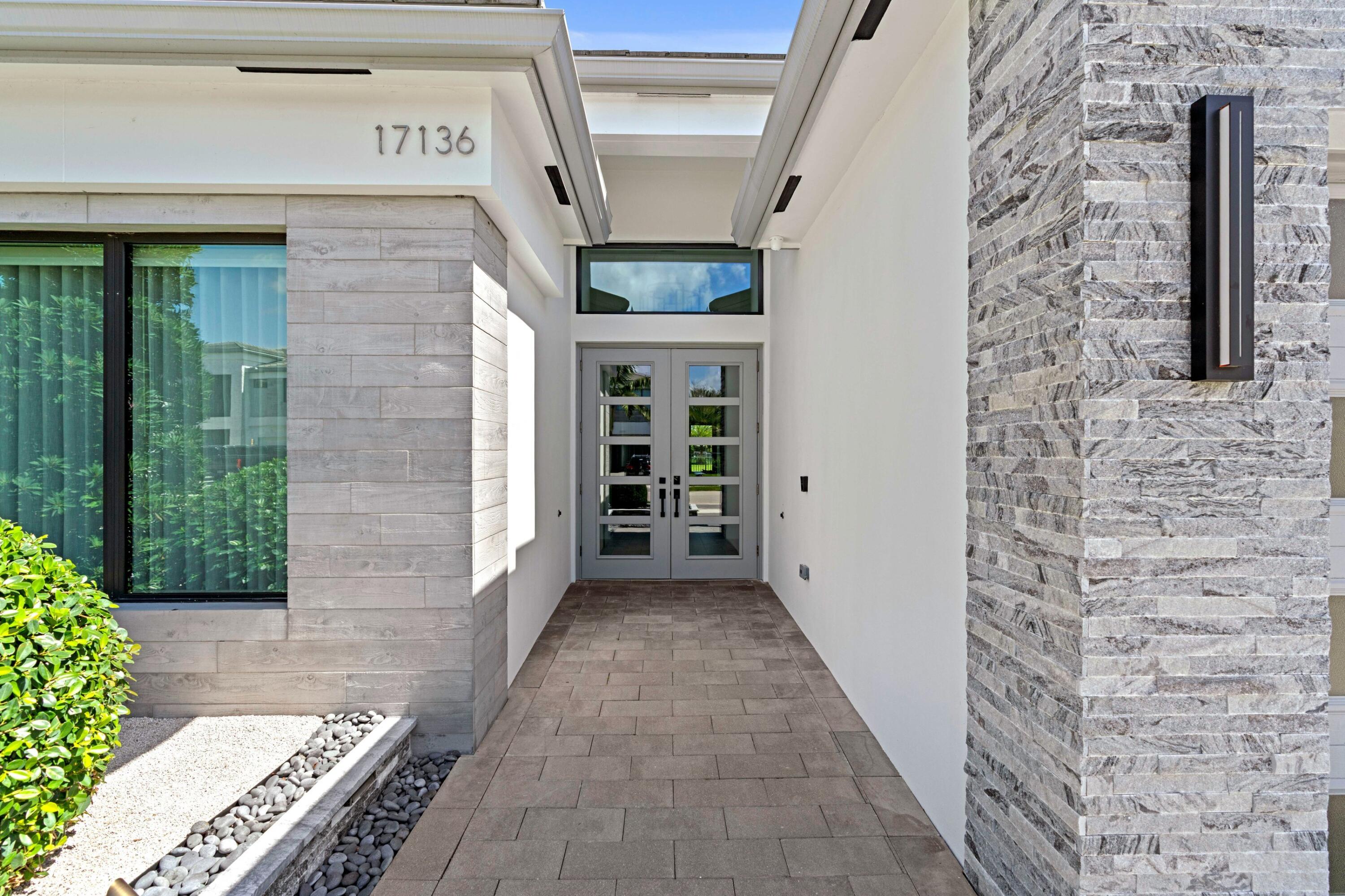 17136 Aquavera Way
