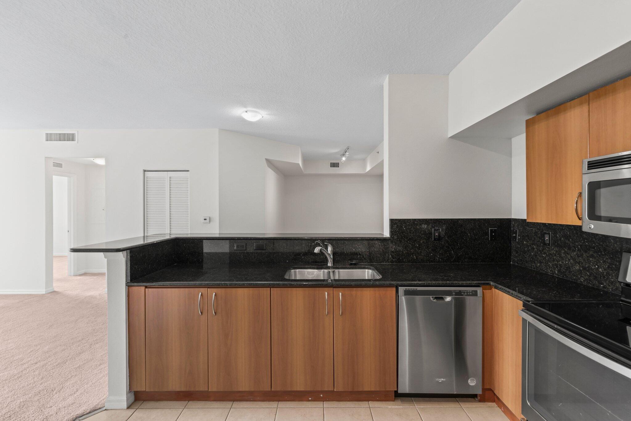 255 NE 3rd Avenue 2407