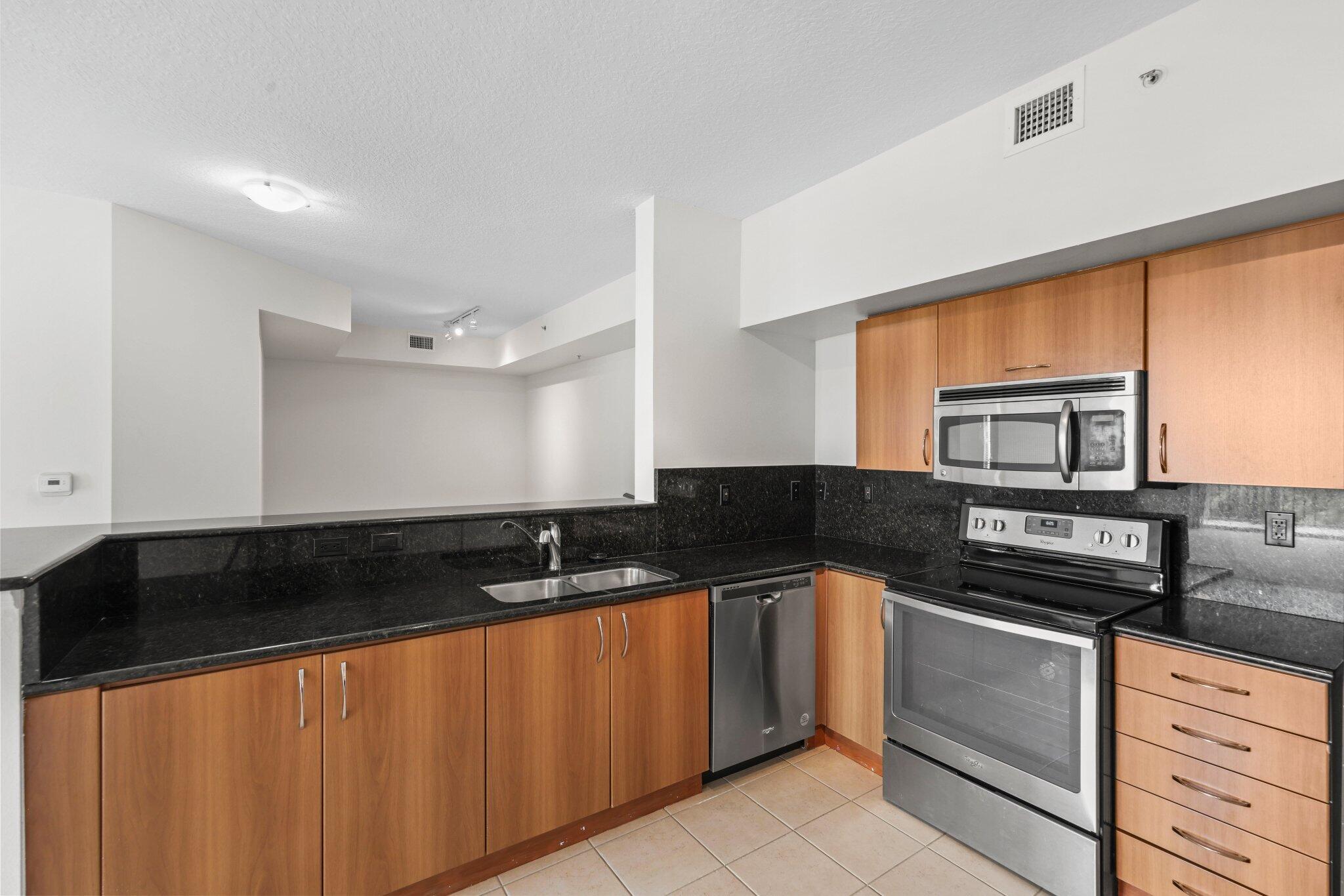 255 NE 3rd Avenue 2407