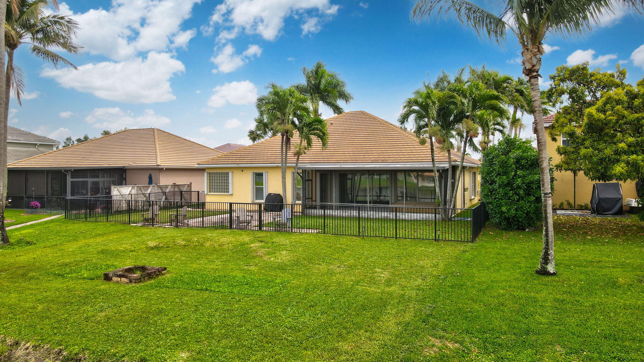 7121 Catalina Isle Drive