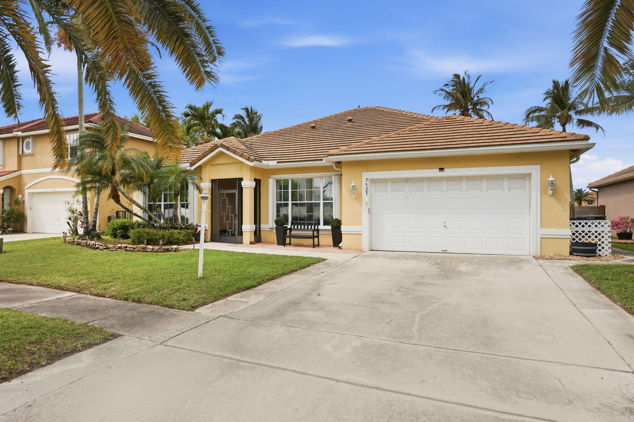 7121 Catalina Isle Drive
