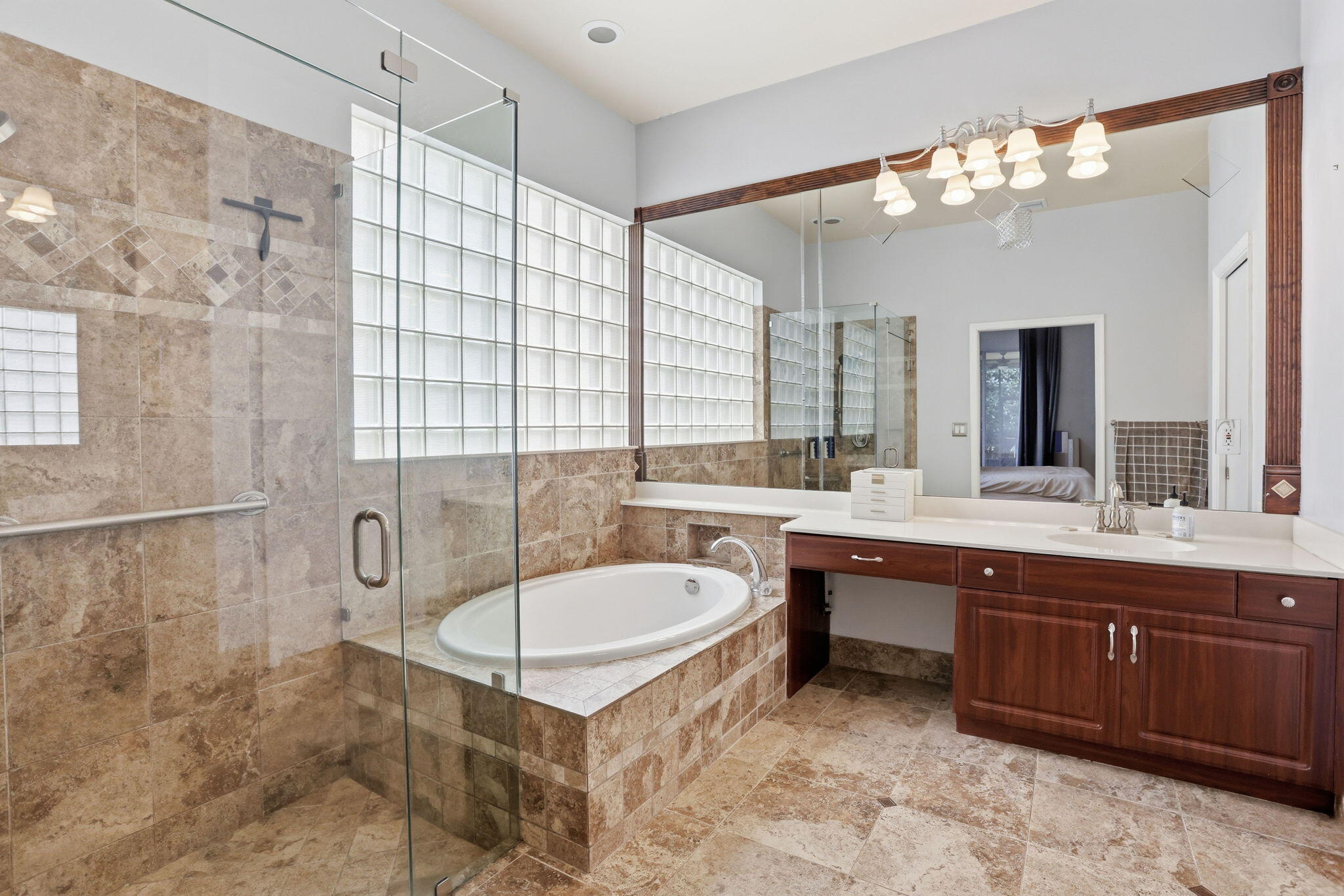 7121 Catalina Isle Drive