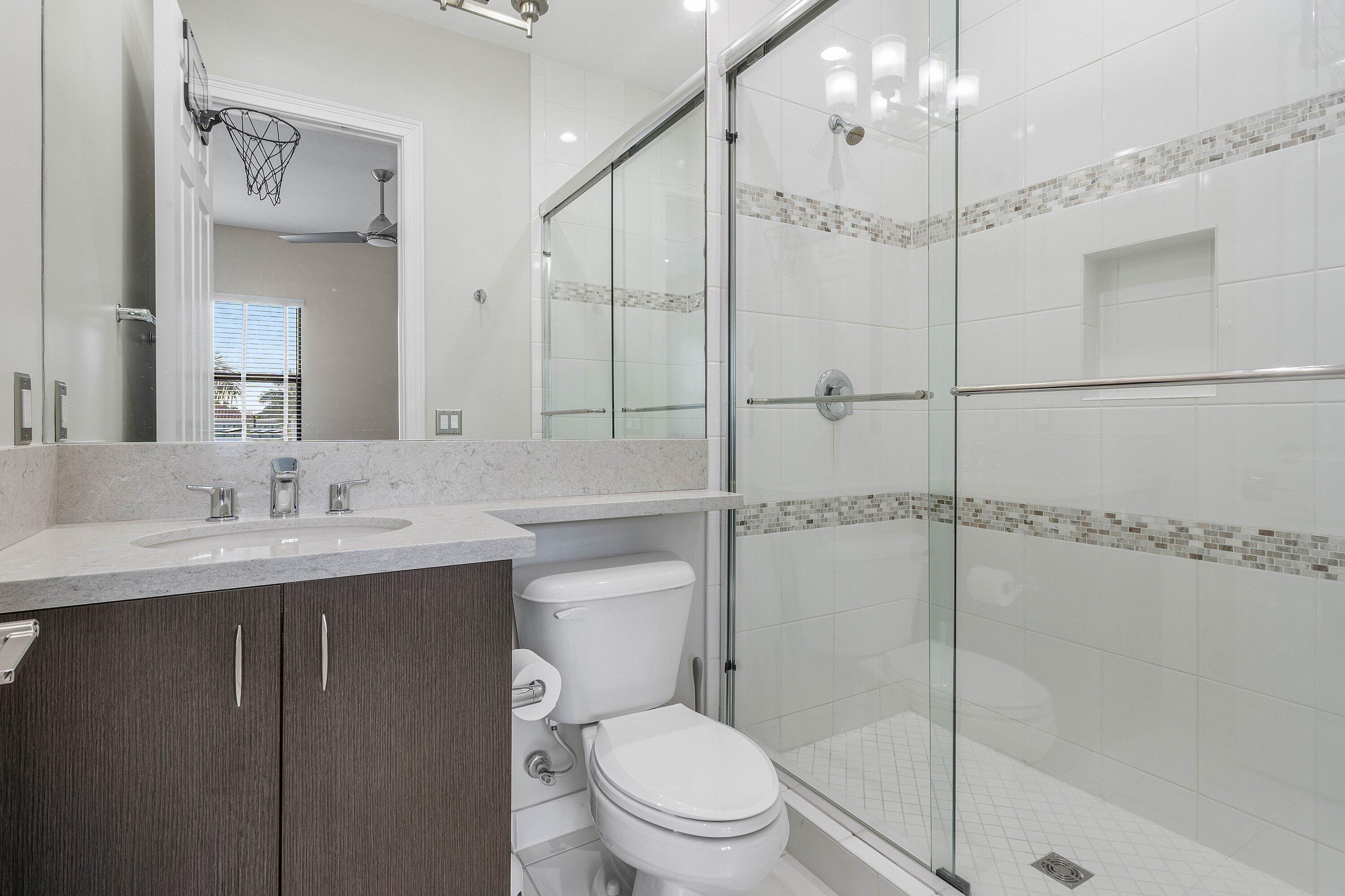 17317 Santaluce Manor