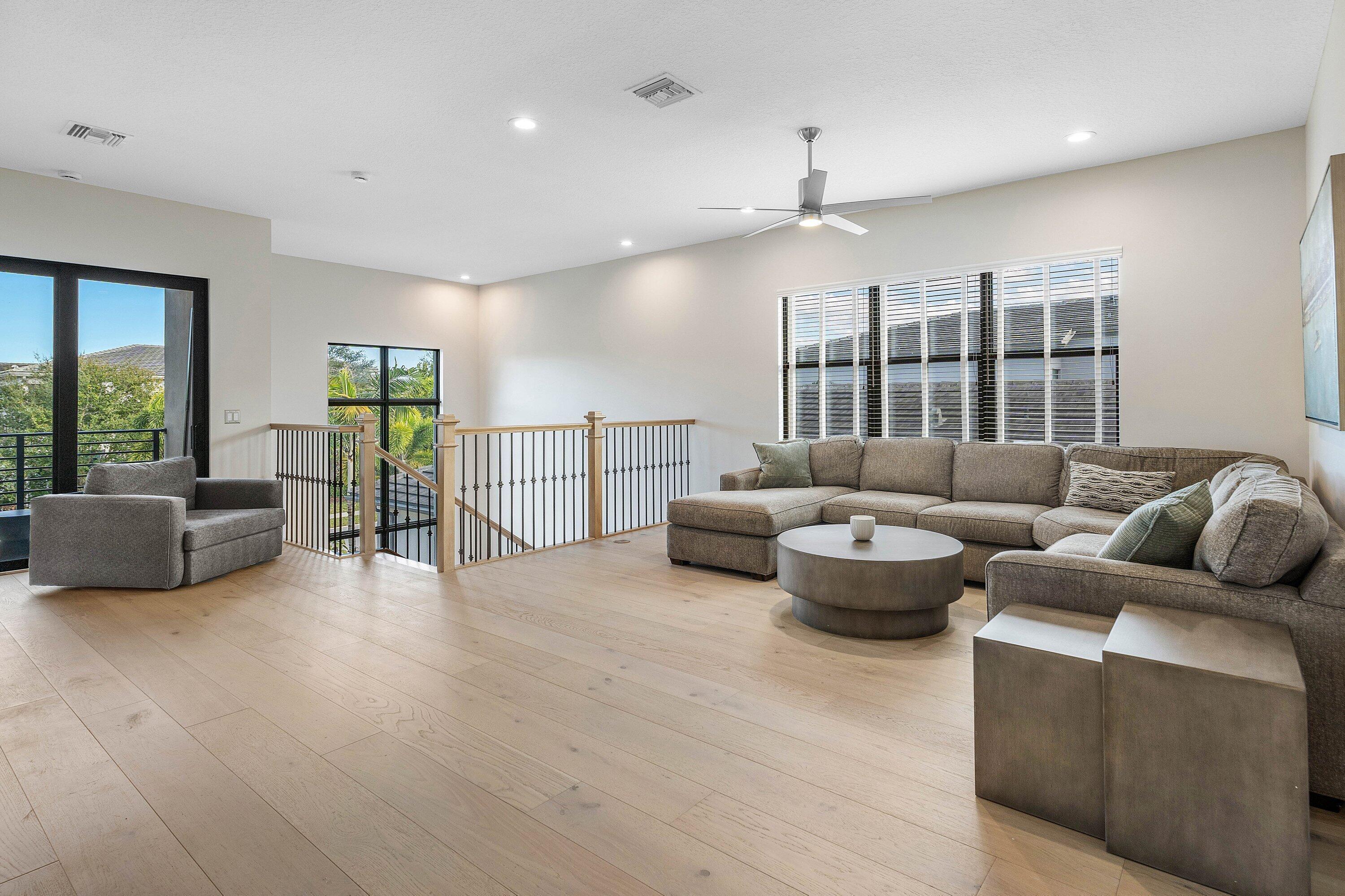 17317 Santaluce Manor