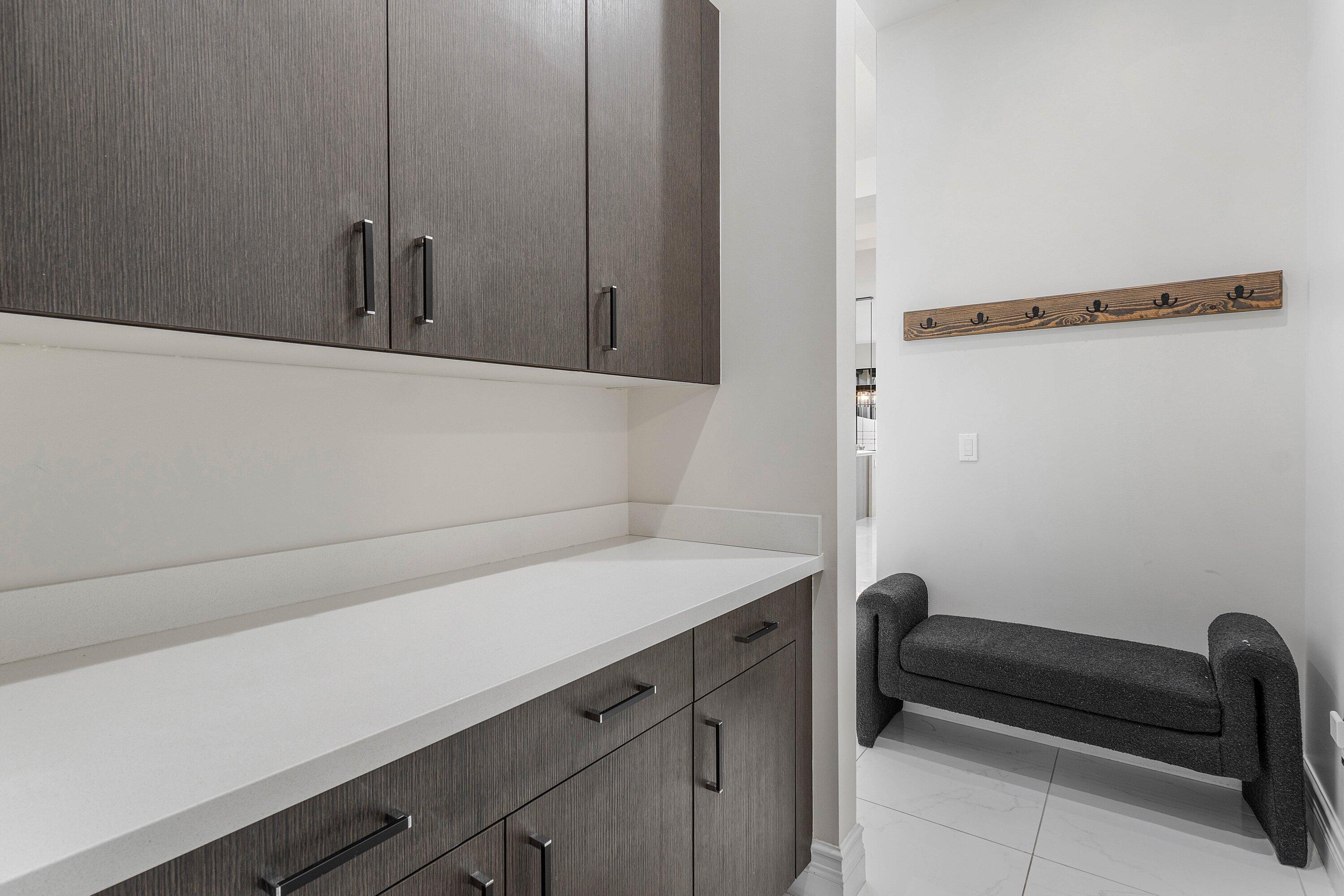 17317 Santaluce Manor