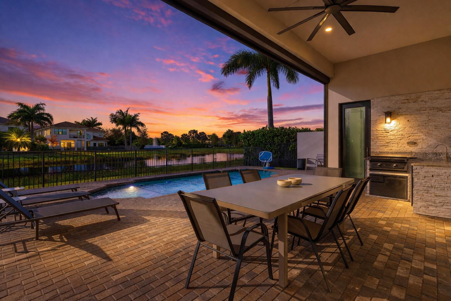 17317 Santaluce Manor