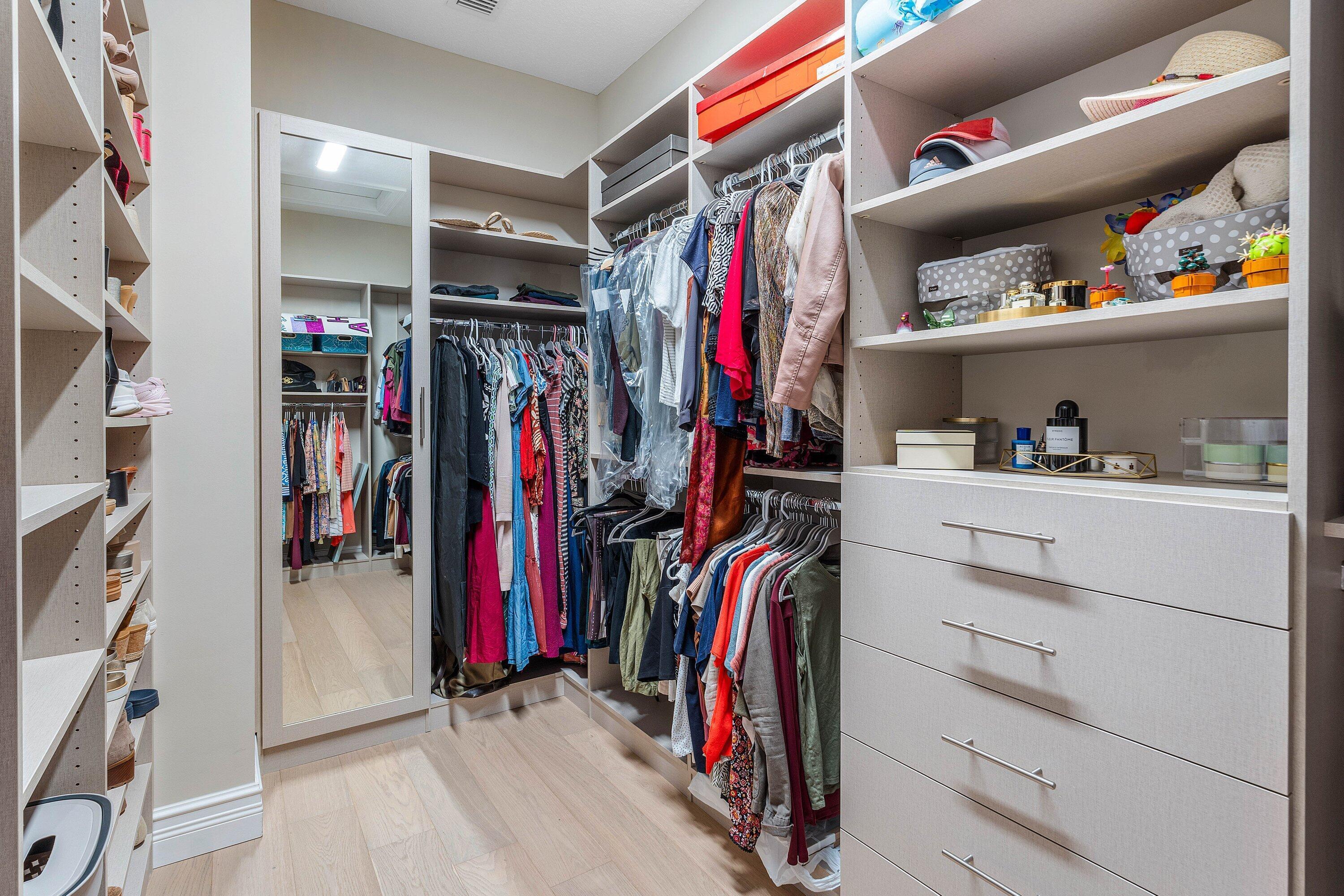 17317 Santaluce Manor