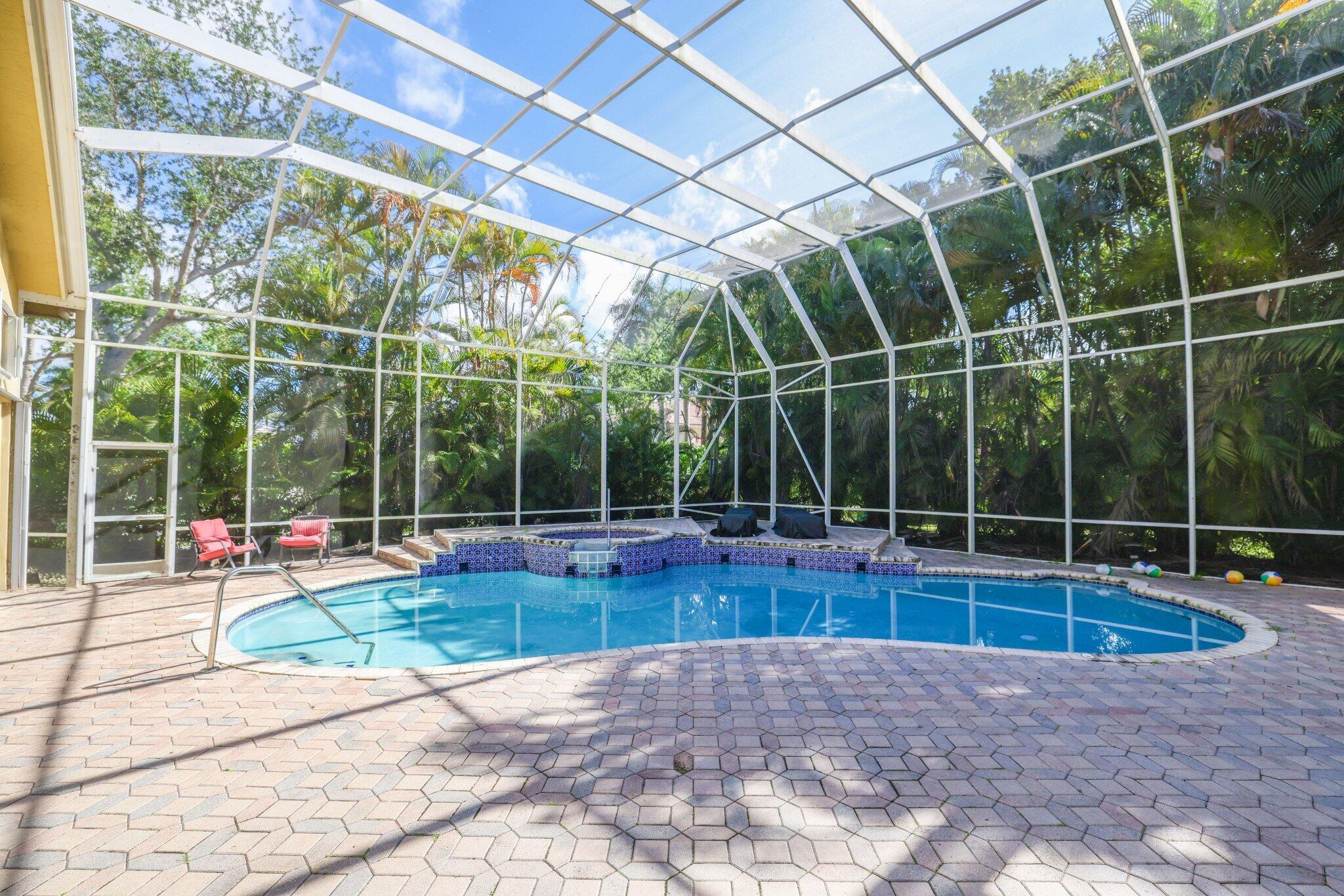 19234 S Creekshore Court