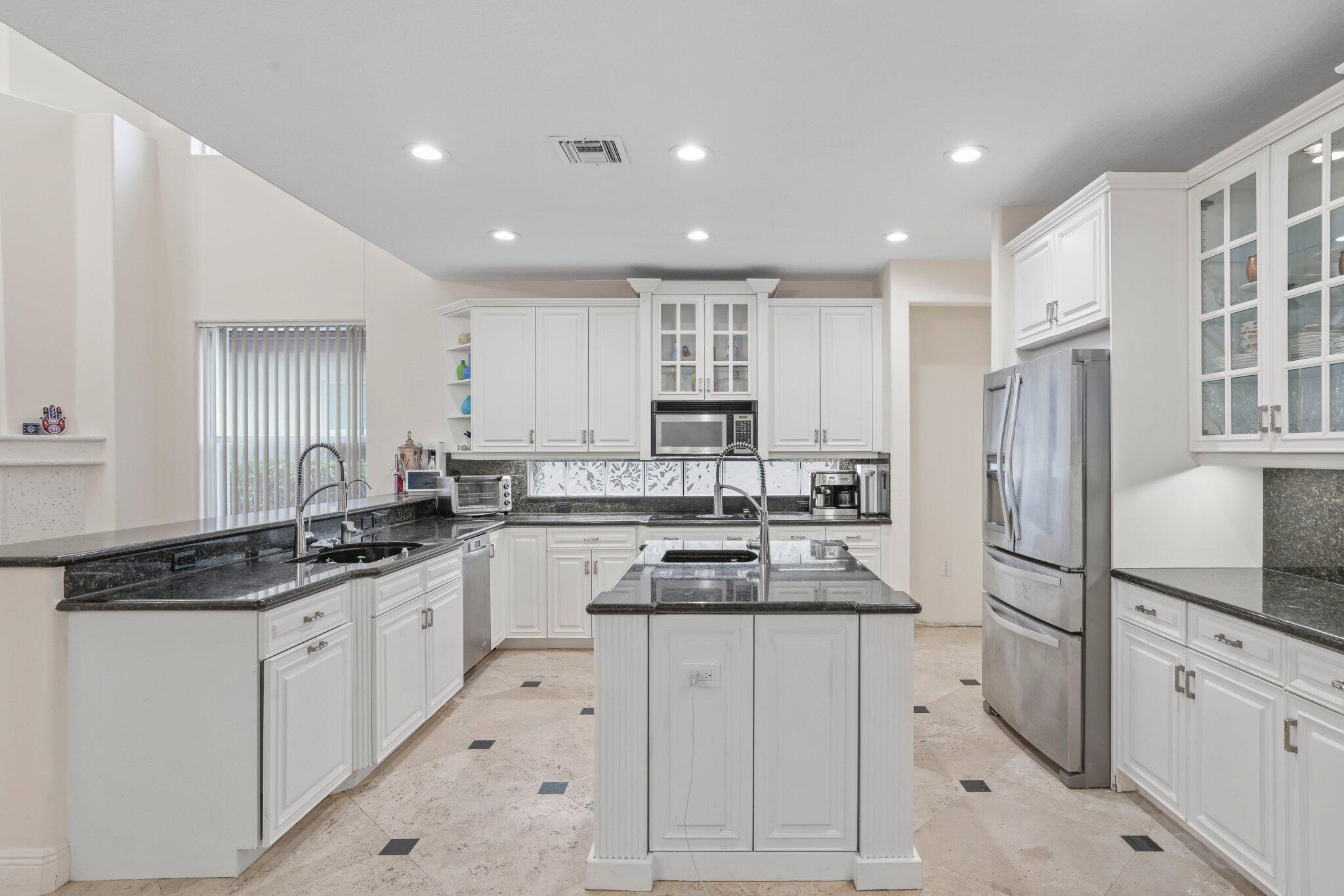 19234 S Creekshore Court