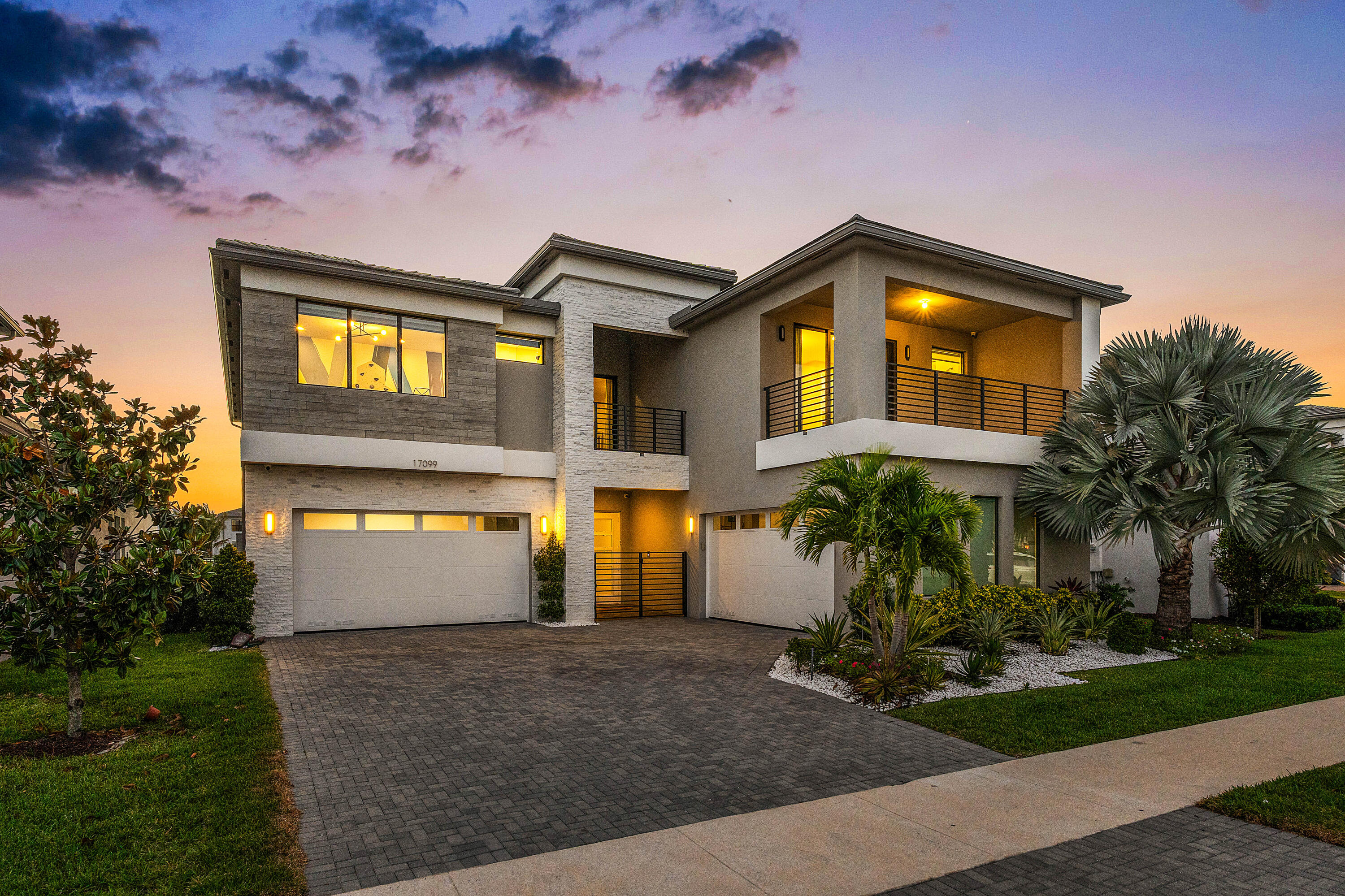 17099 Watersprite Lakes Road