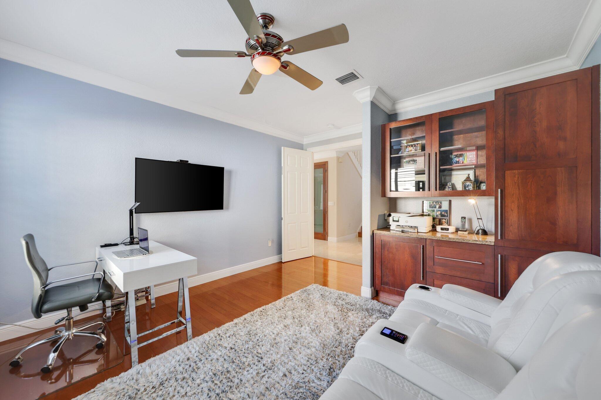 19245 Skyridge Circle