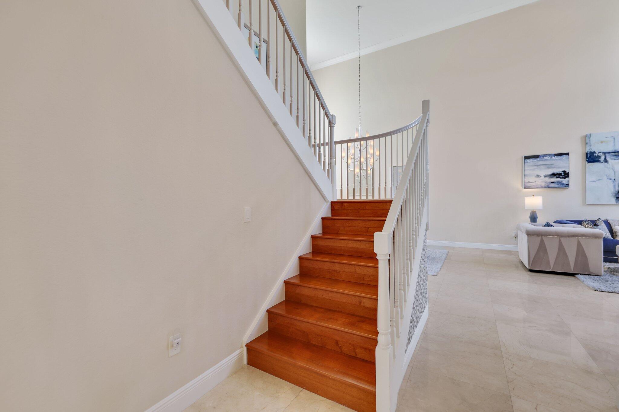 19245 Skyridge Circle