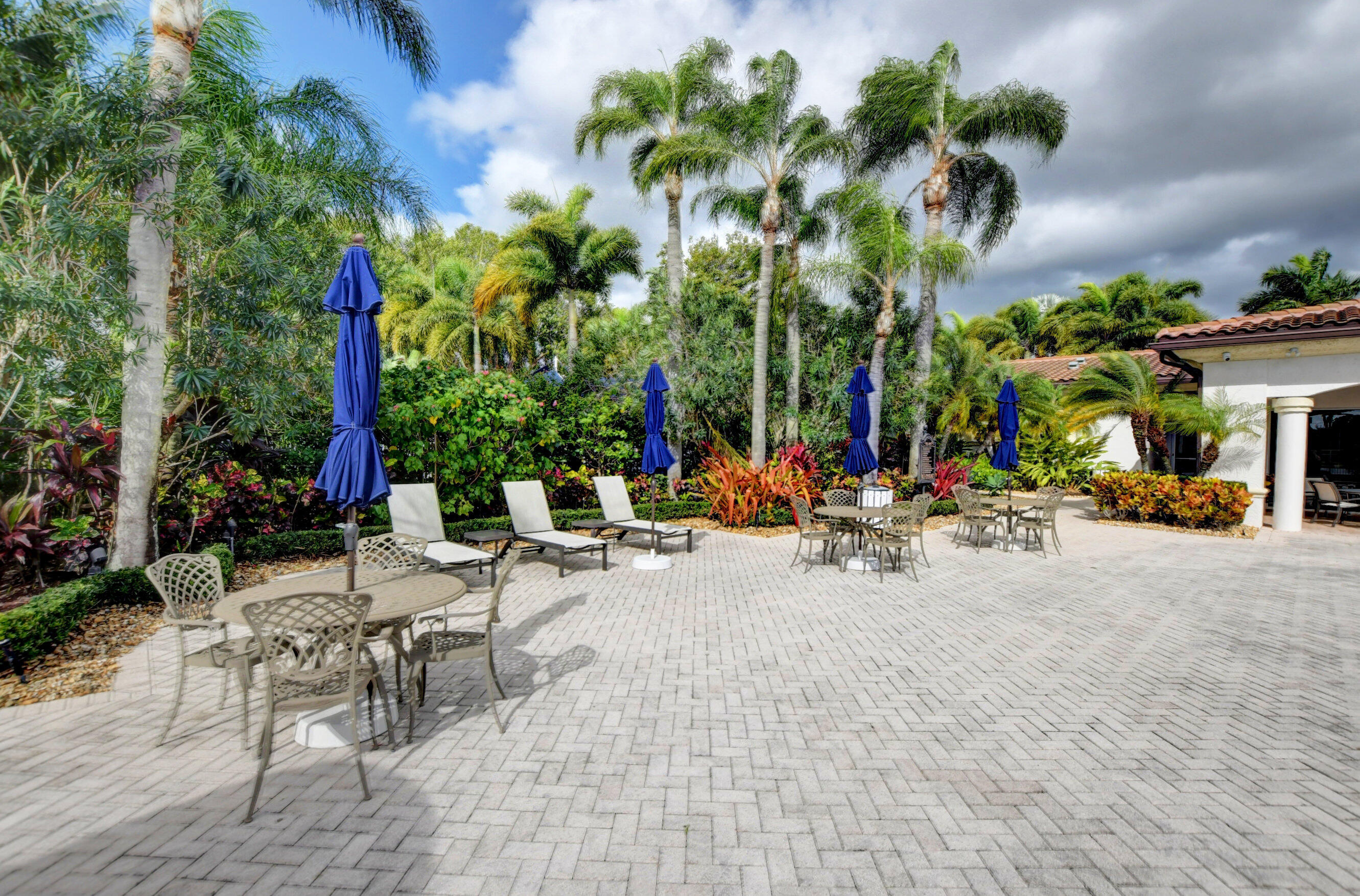 11182 Sea Grass Circle
