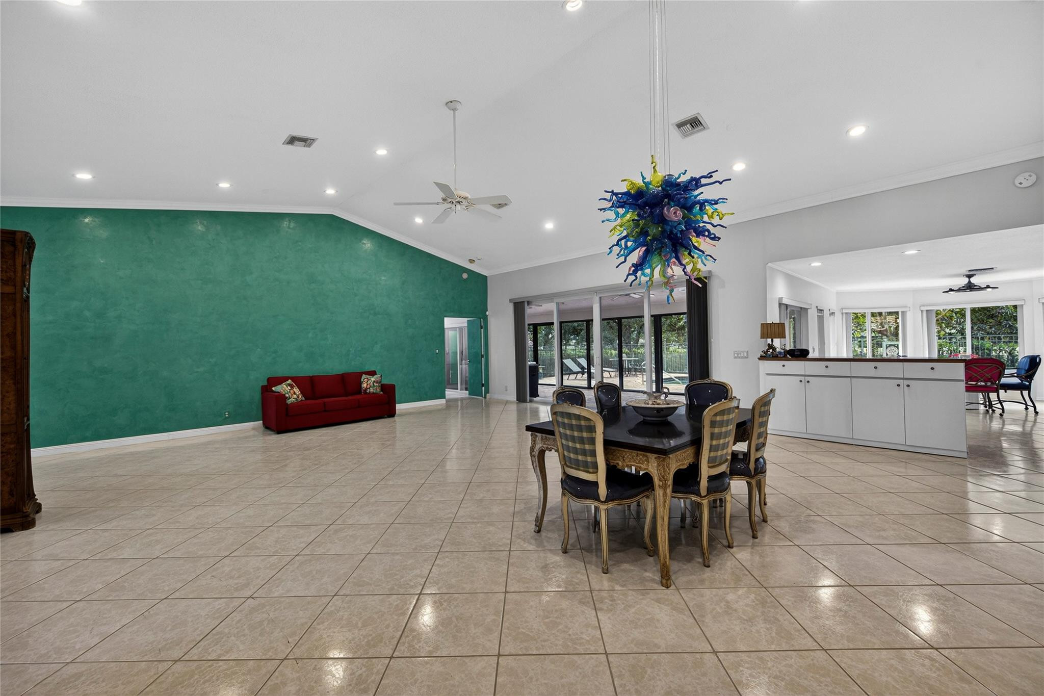 10405 Canoe Brook Circle