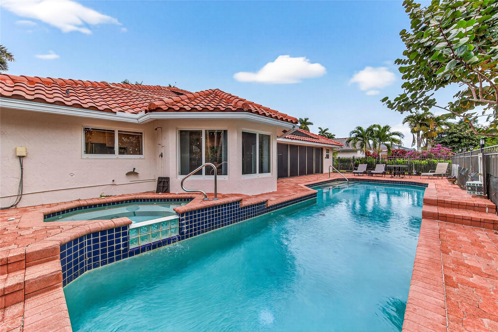 10405 Canoe Brook Circle