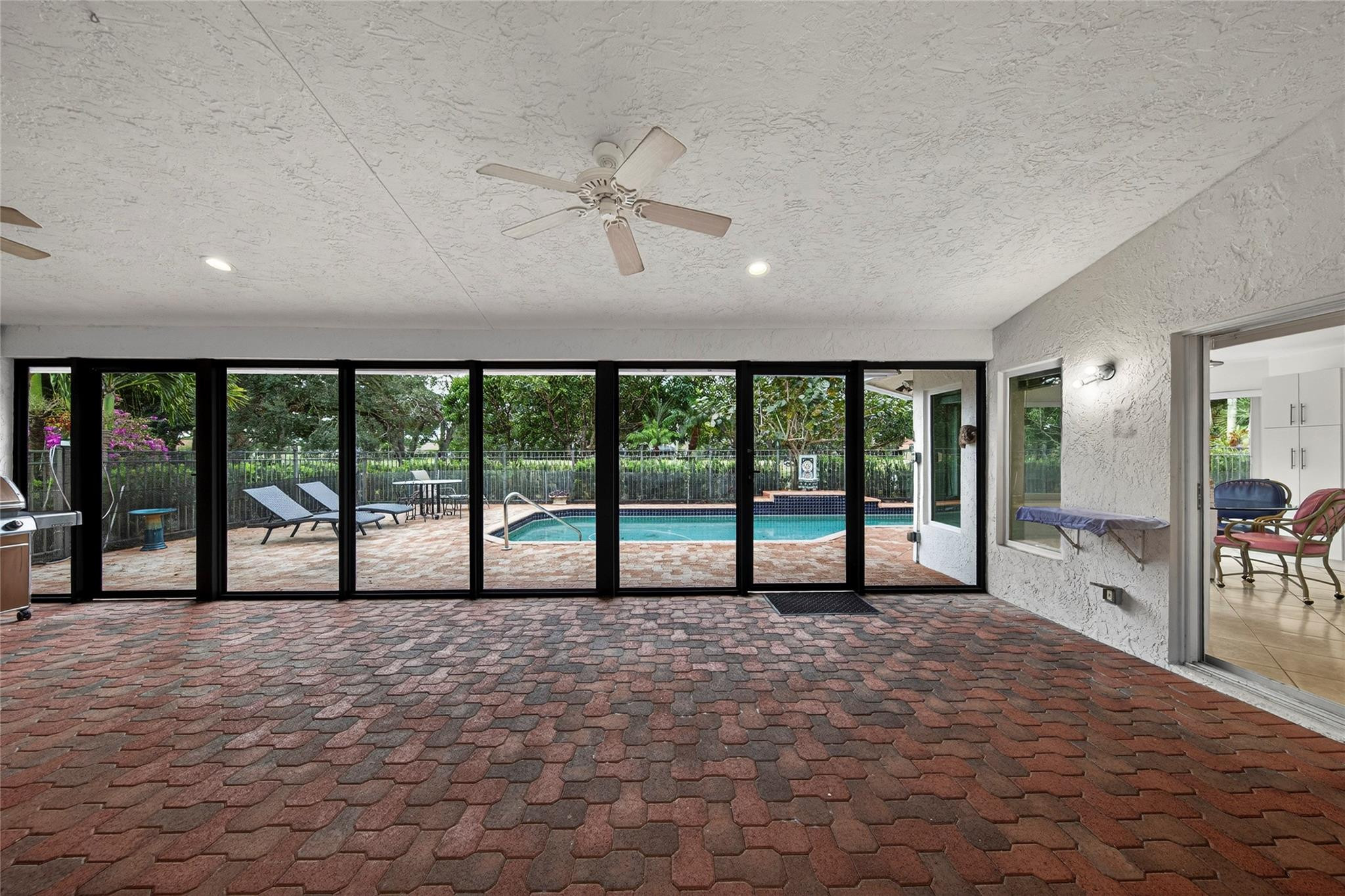 10405 Canoe Brook Circle