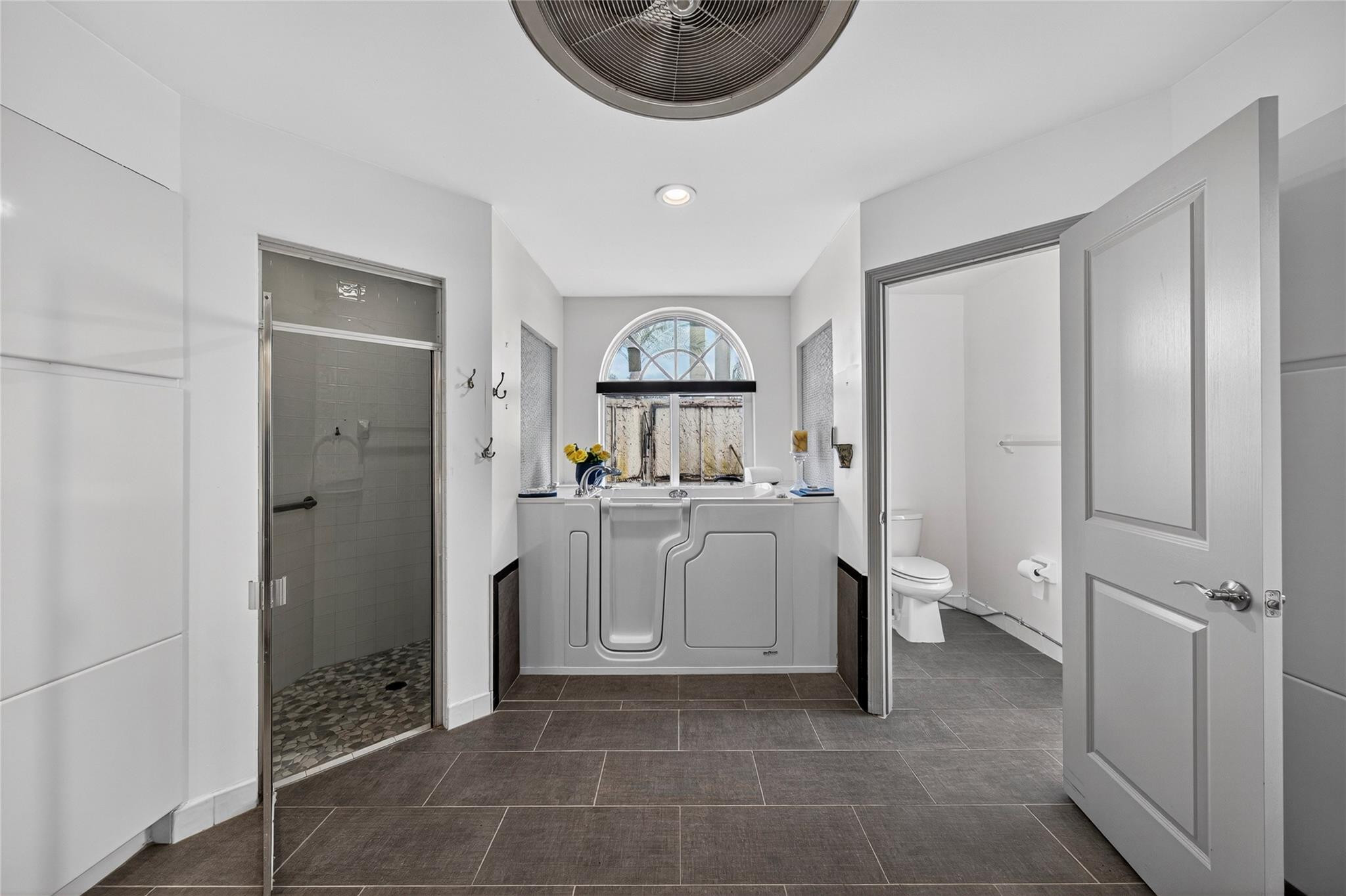 10405 Canoe Brook Circle