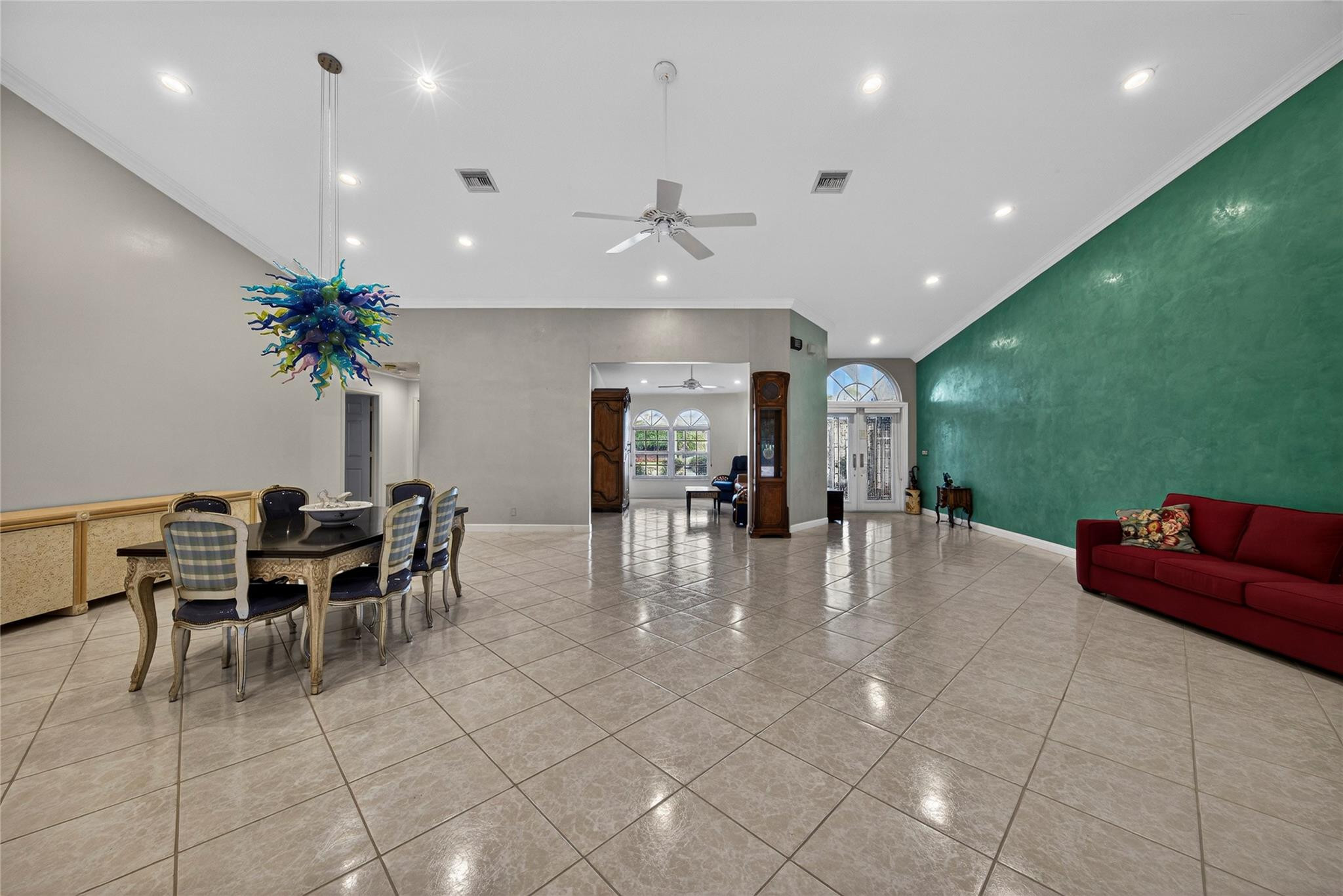 10405 Canoe Brook Circle