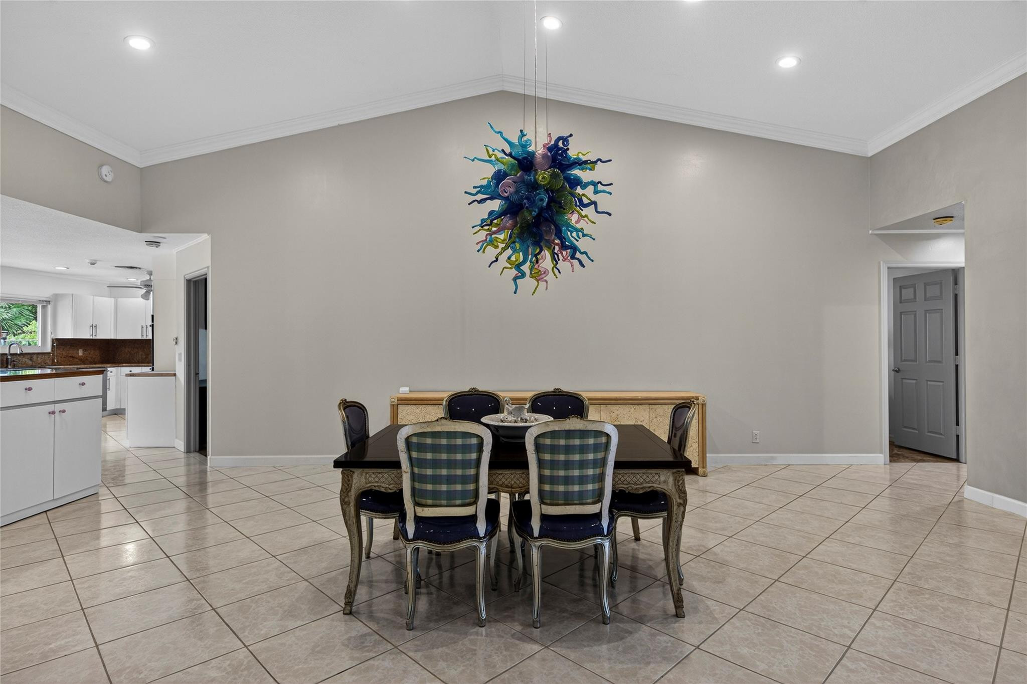 10405 Canoe Brook Circle