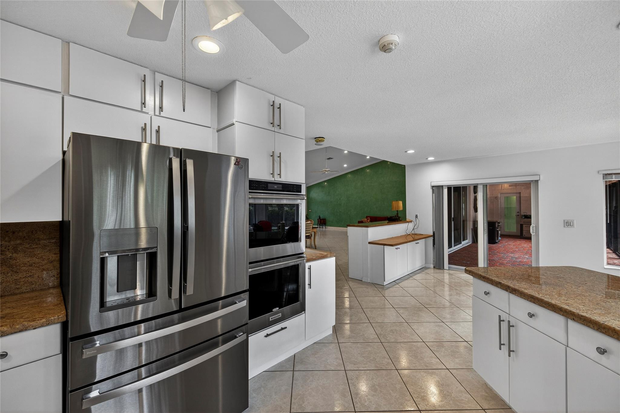 10405 Canoe Brook Circle