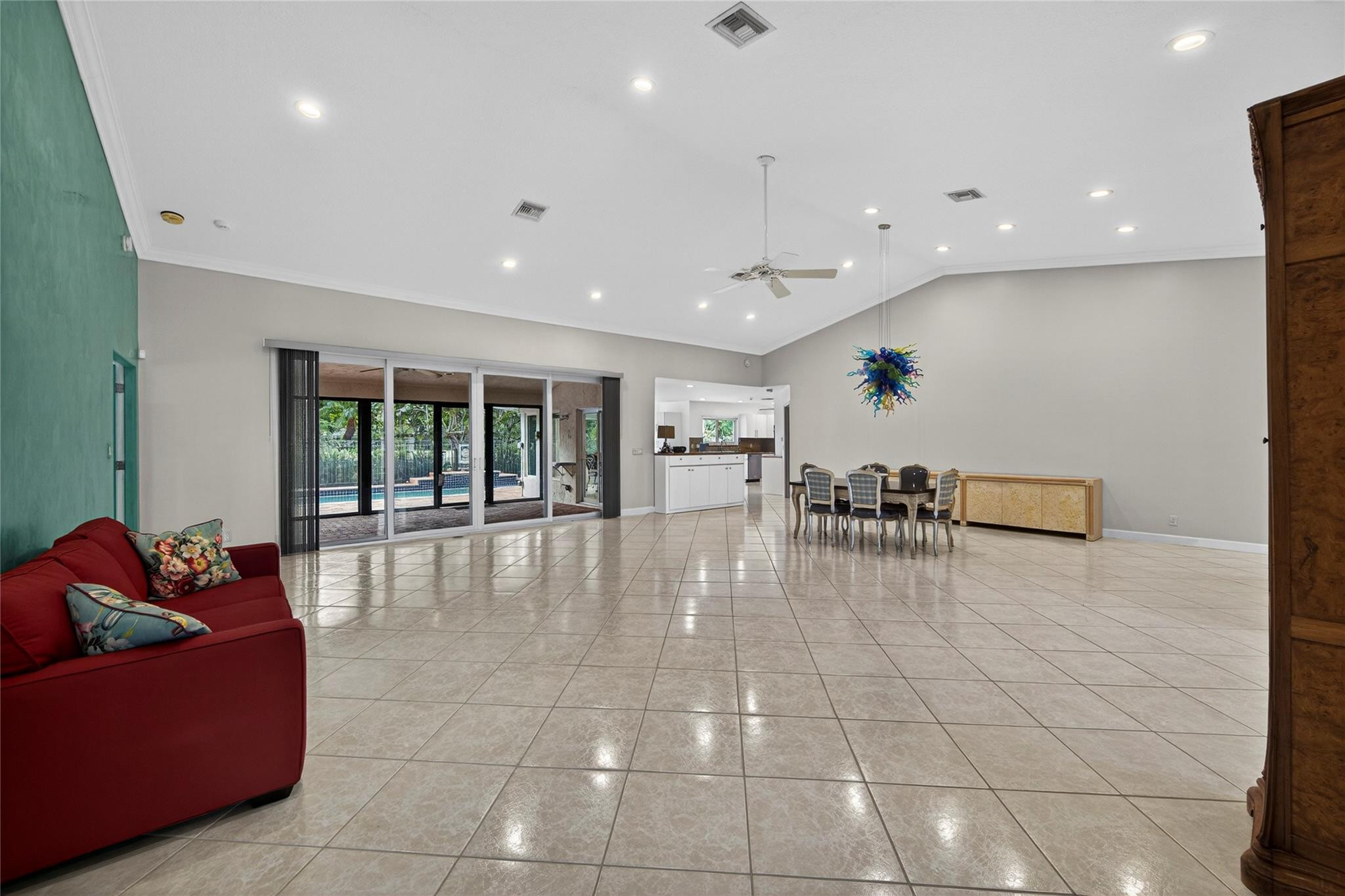 10405 Canoe Brook Circle