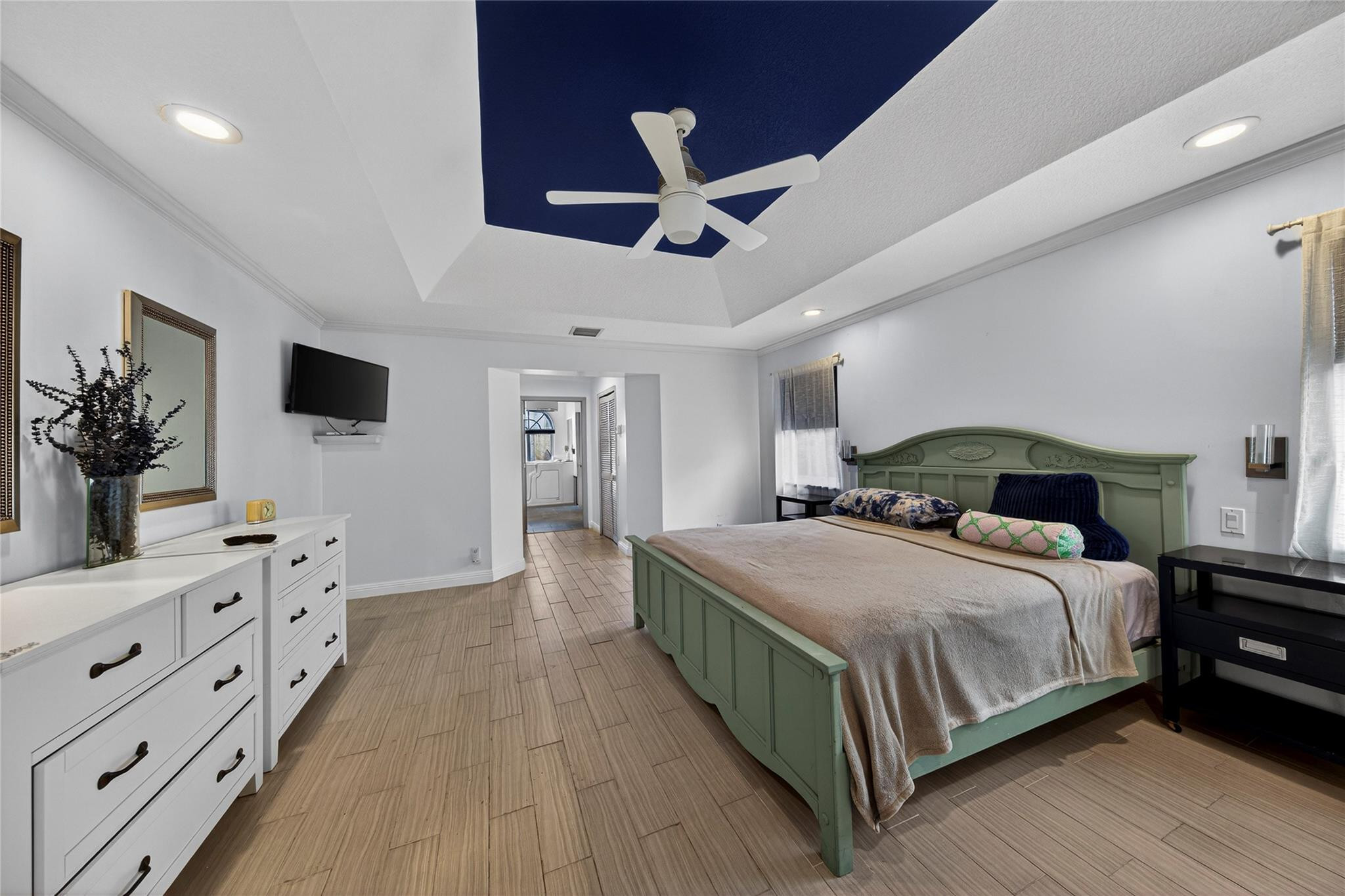 10405 Canoe Brook Circle