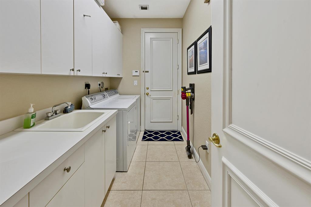 11840 Bayfield Drive