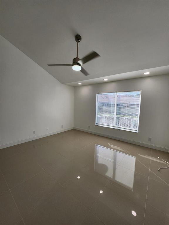 7353 NW 61 Ter Terrace 3-20