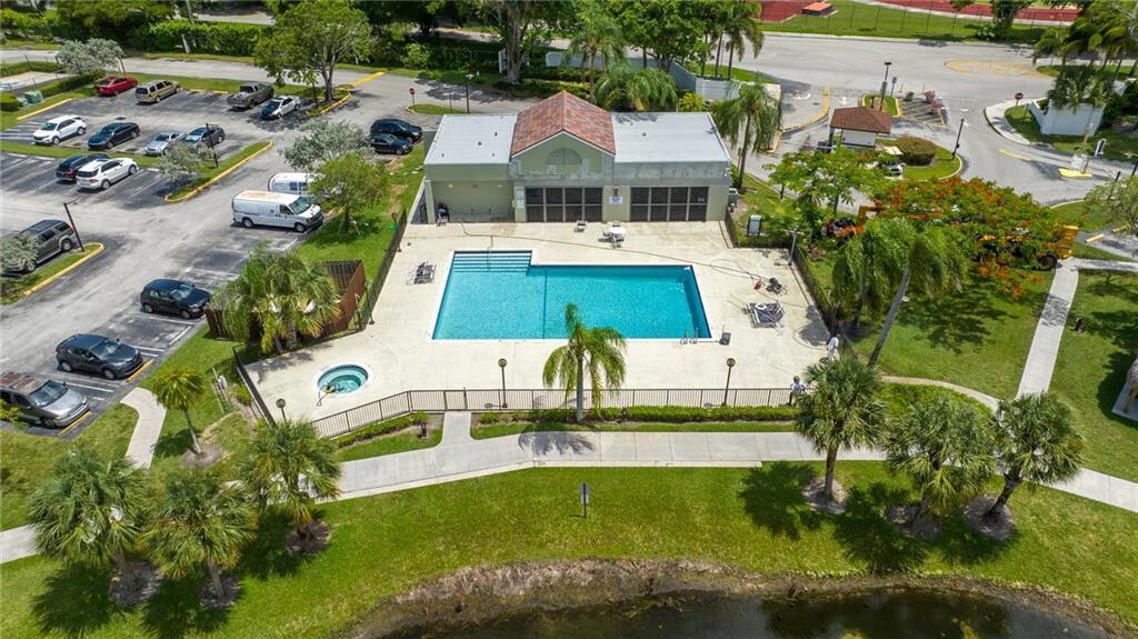 210 Lake Pointe Drive 309