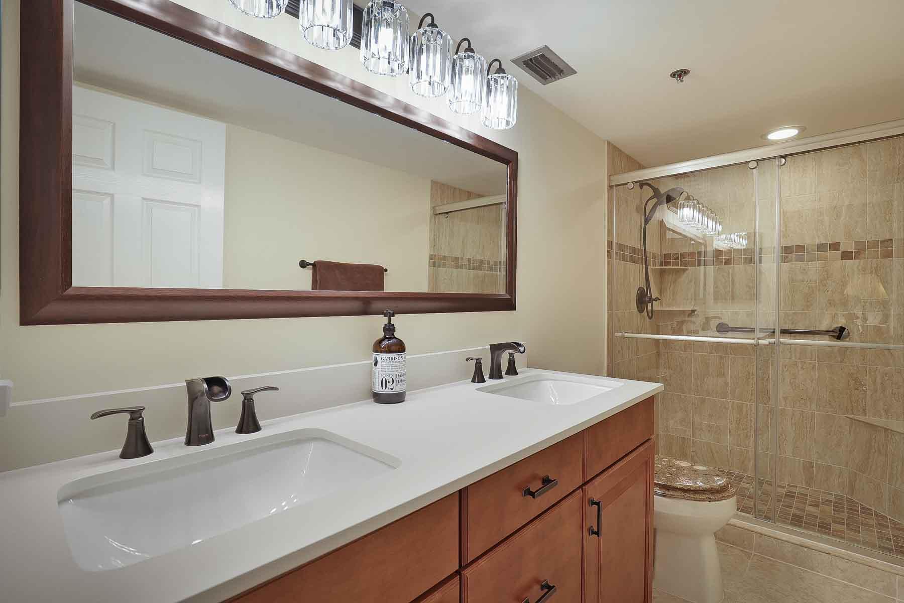 7310 Ashford Place 707