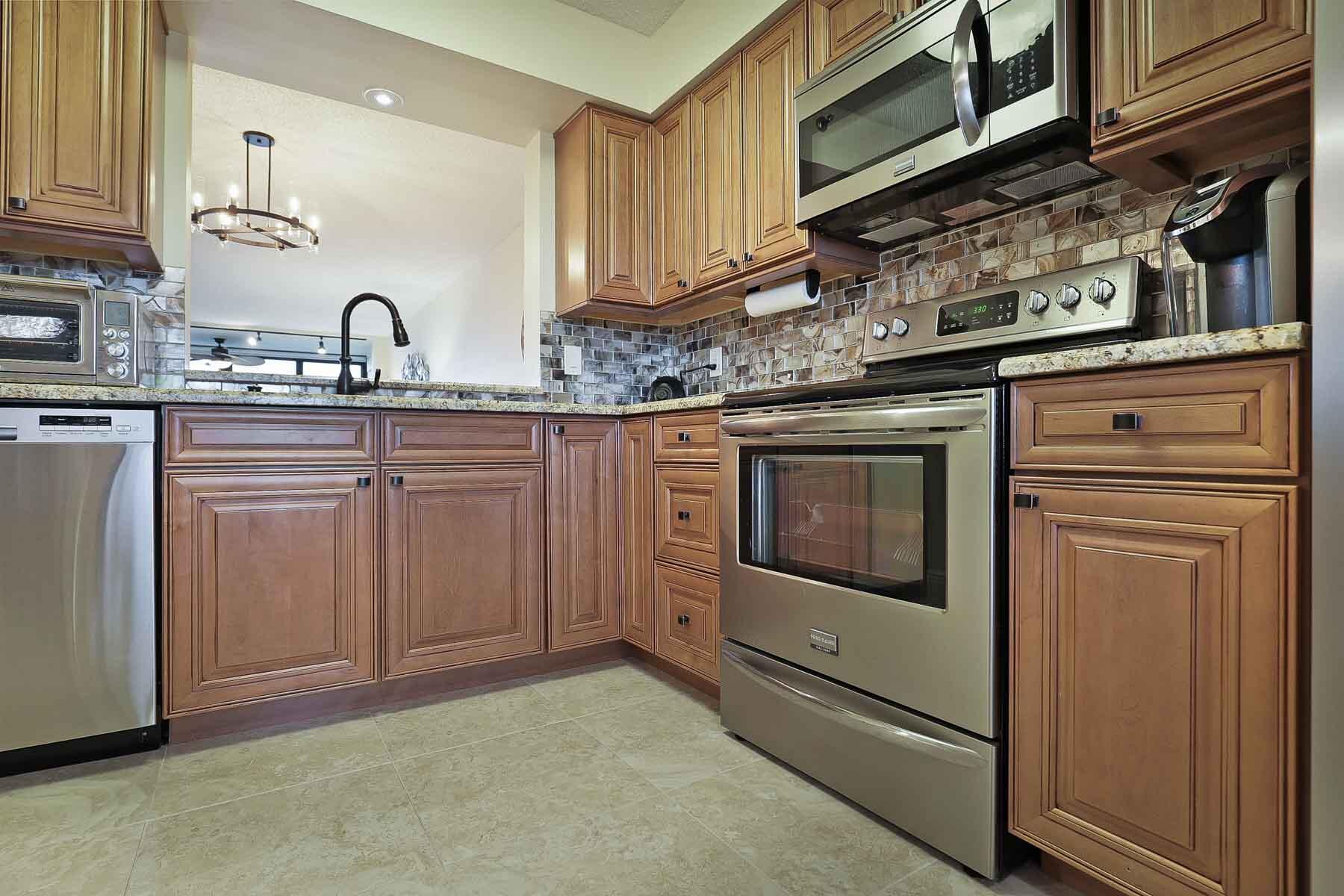 7310 Ashford Place 707