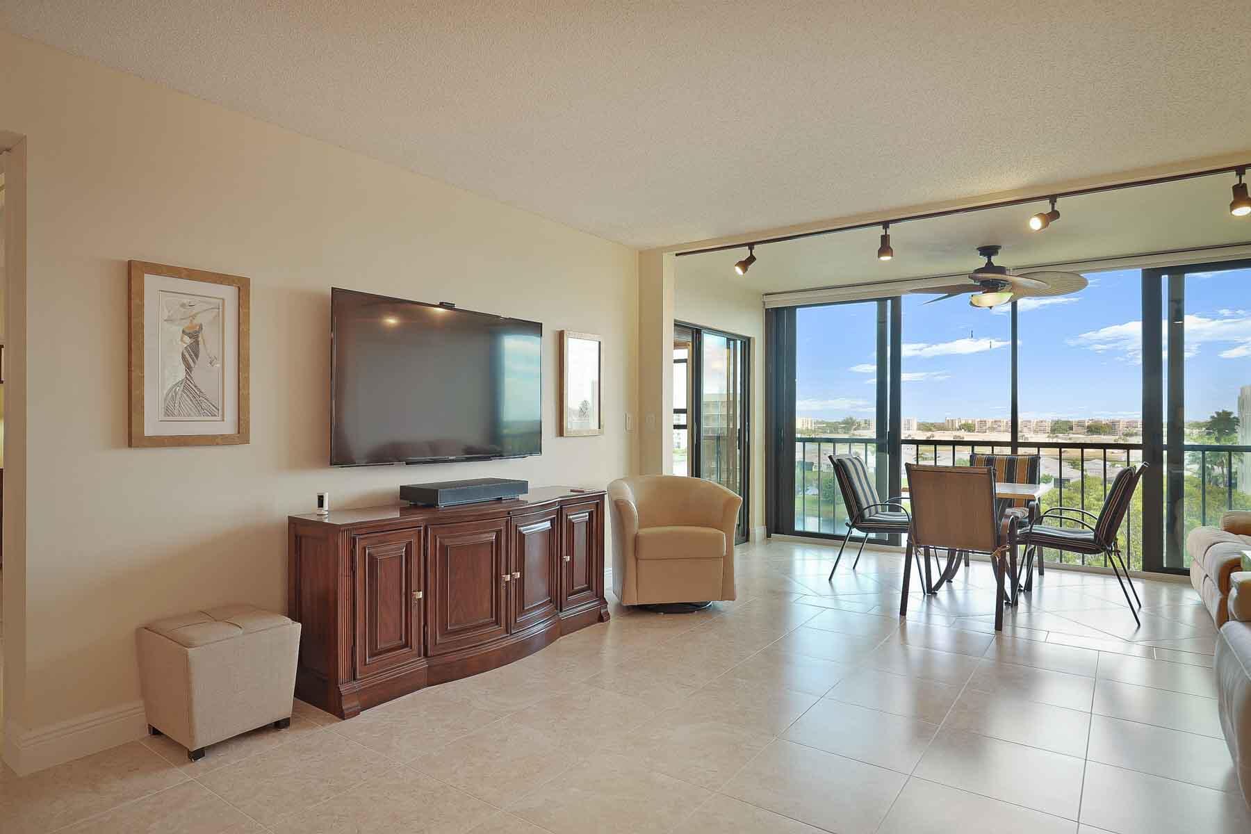 7310 Ashford Place 707