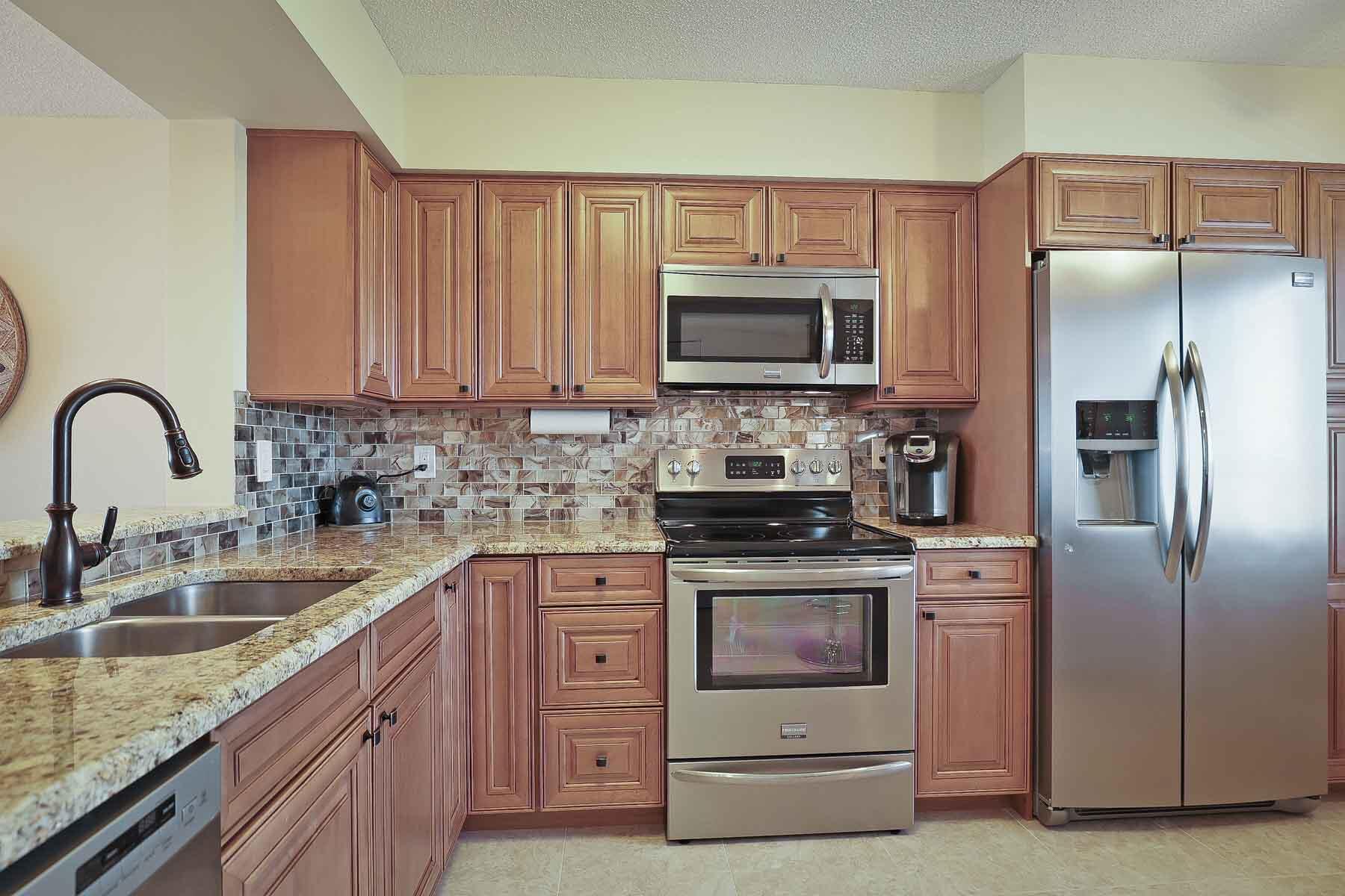 7310 Ashford Place 707