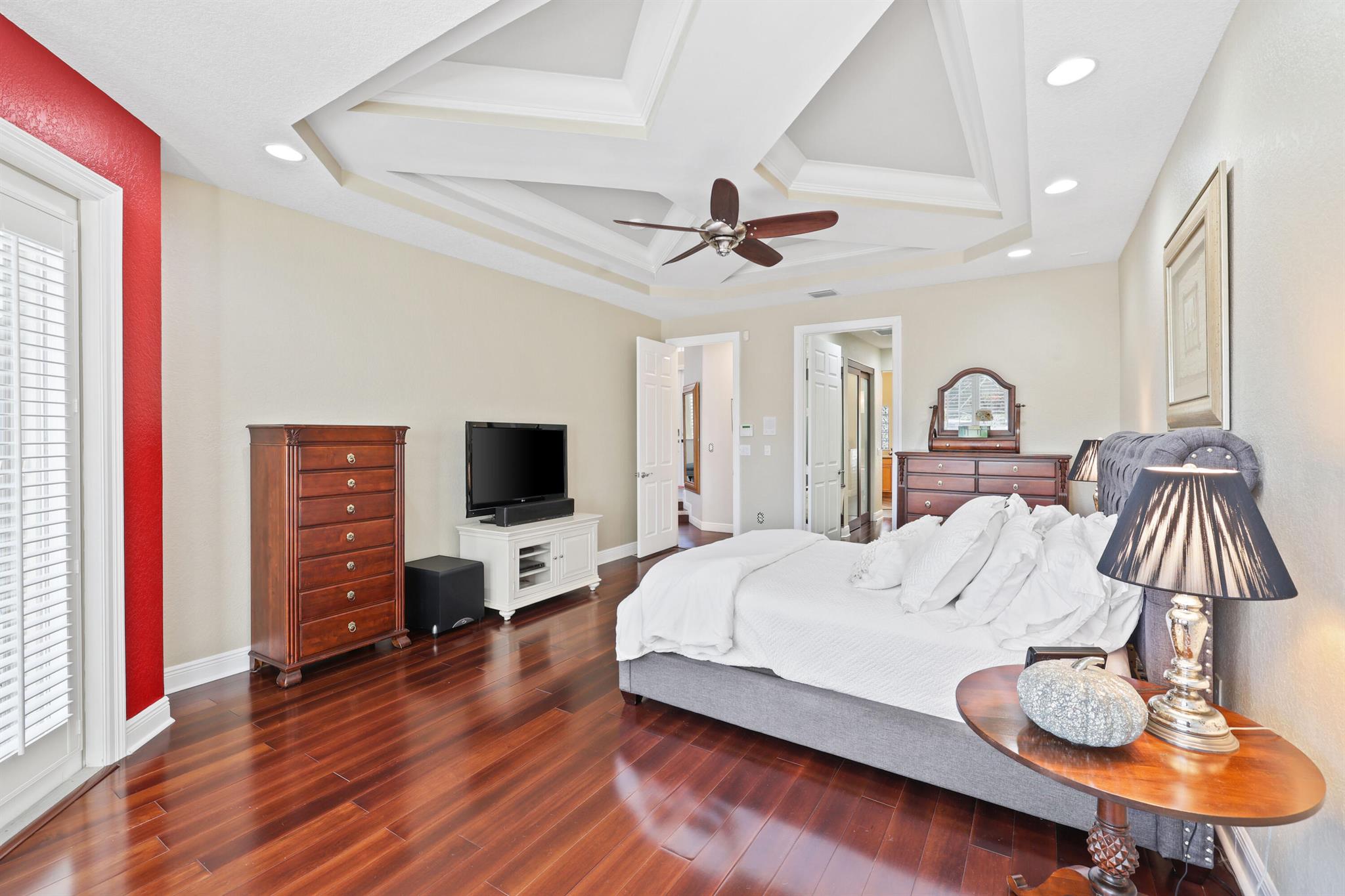 19552 Saturnia Lakes Drive