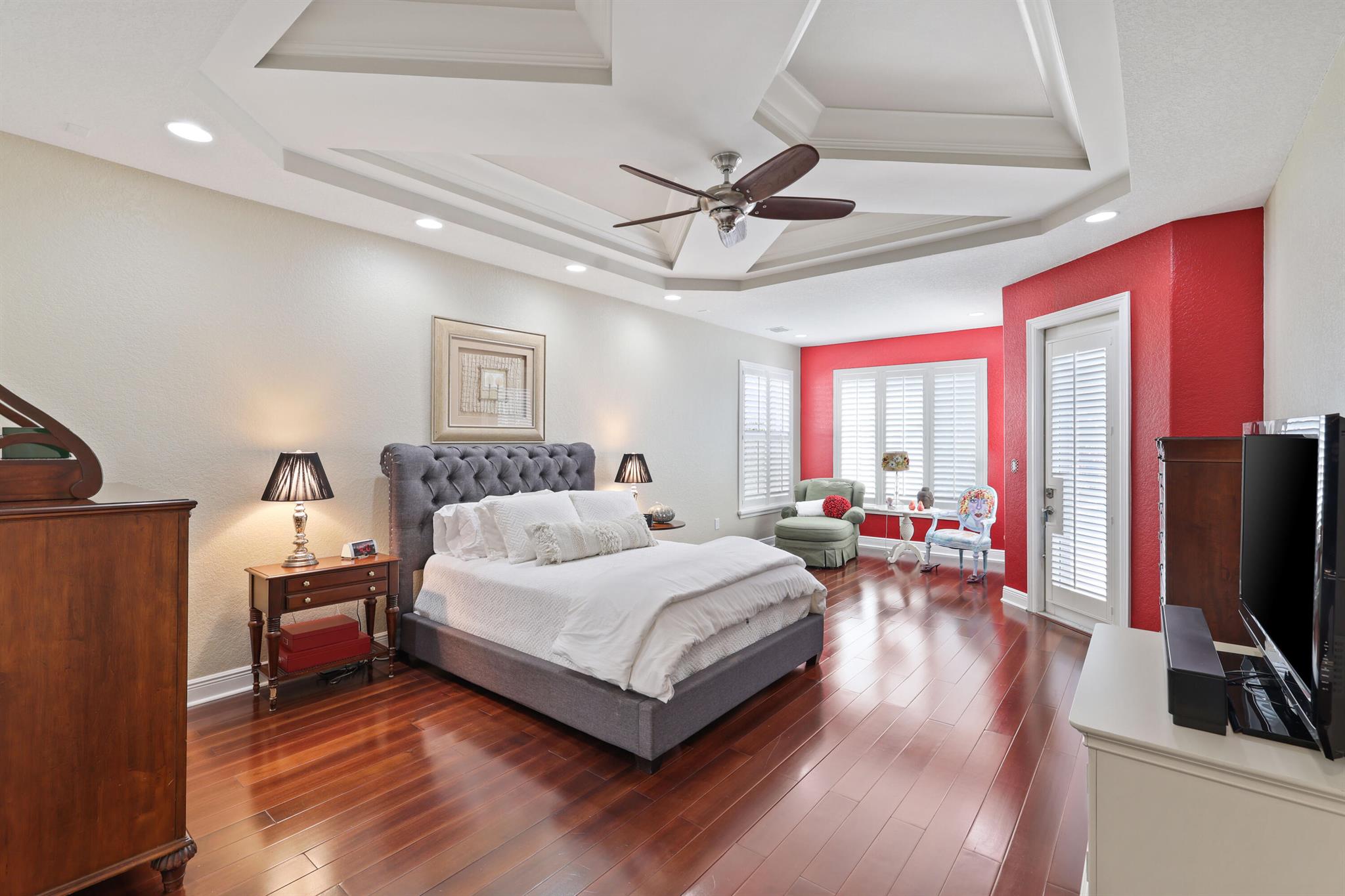 19552 Saturnia Lakes Drive