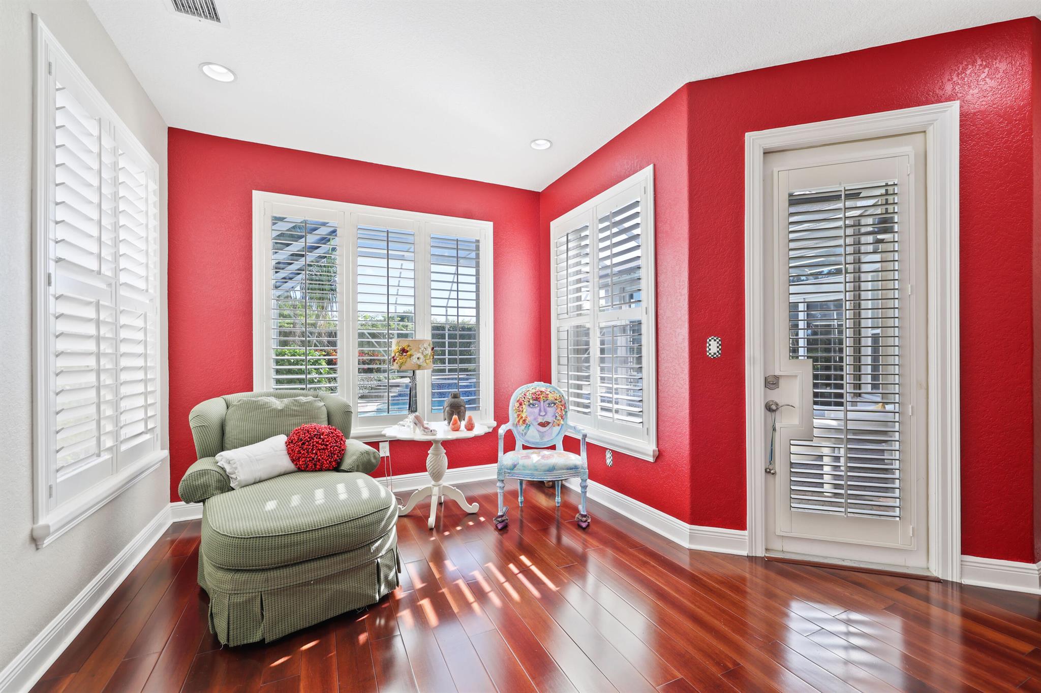 19552 Saturnia Lakes Drive