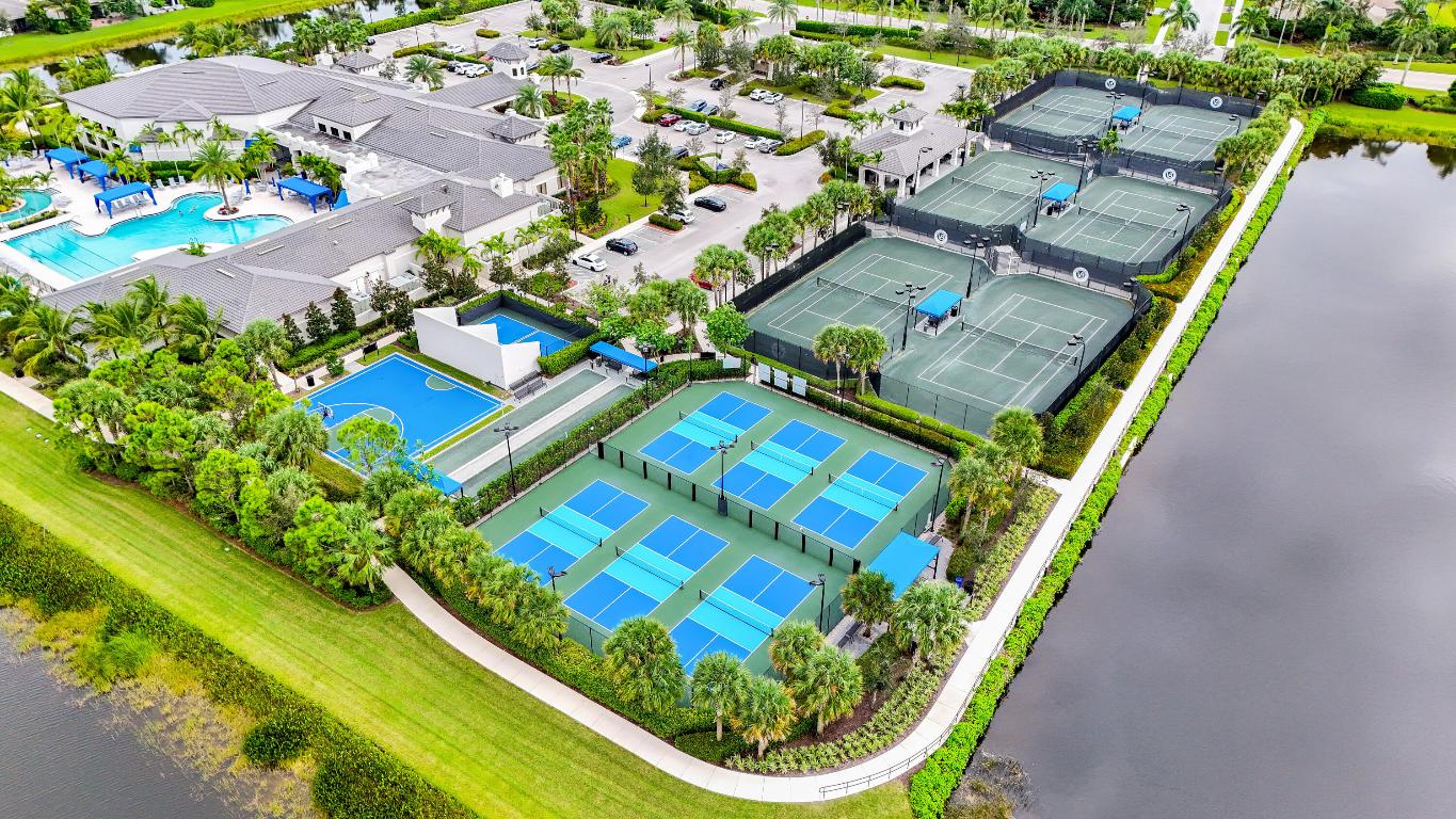 12634 Kettle River Pass