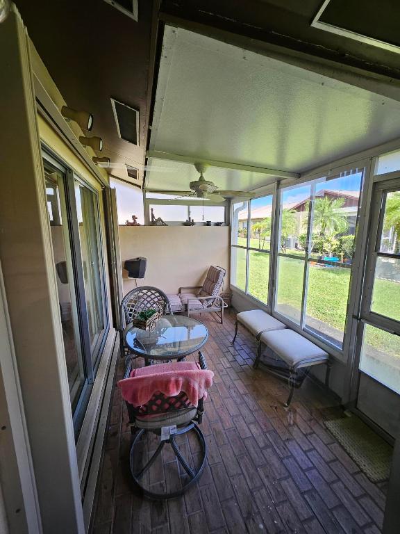 5407 Viburnum Circle