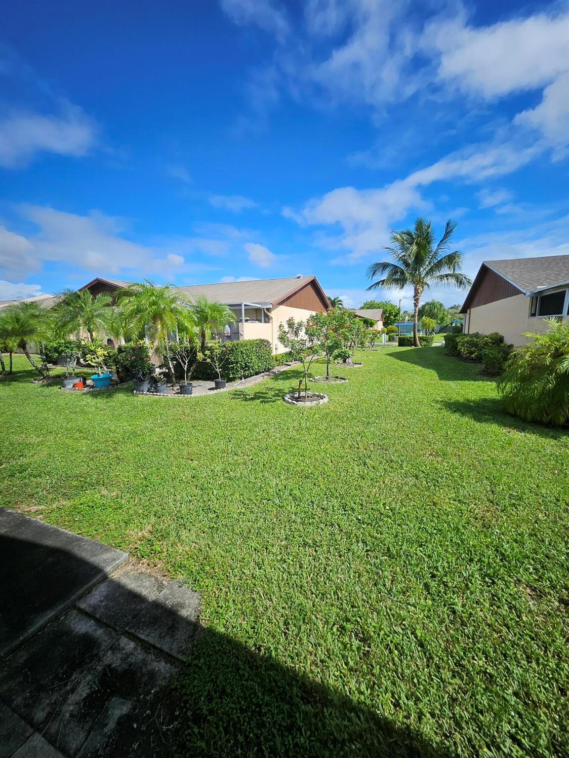 5407 Viburnum Circle