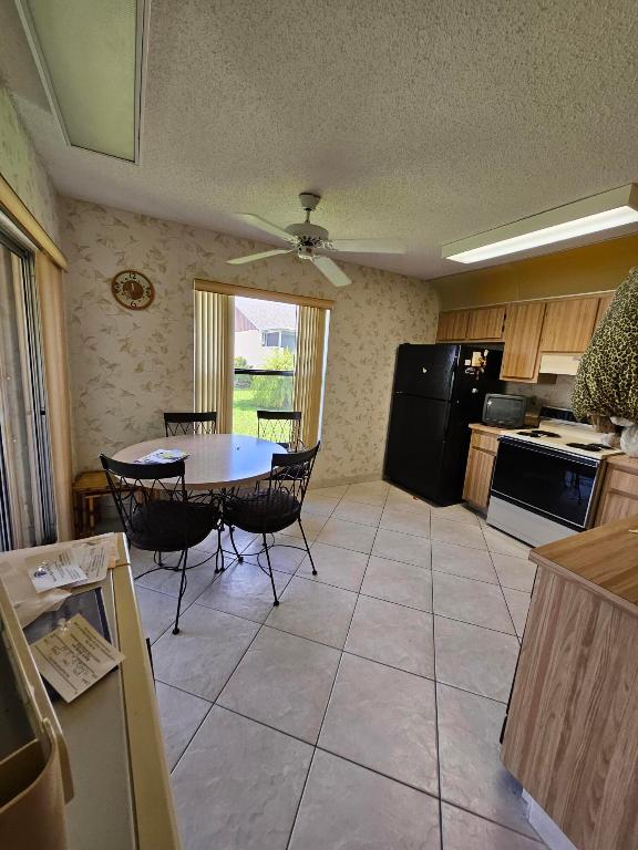 5407 Viburnum Circle