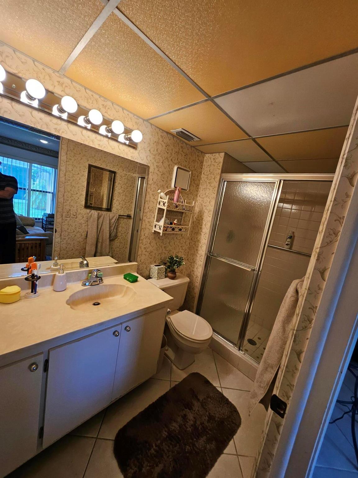 5407 Viburnum Circle