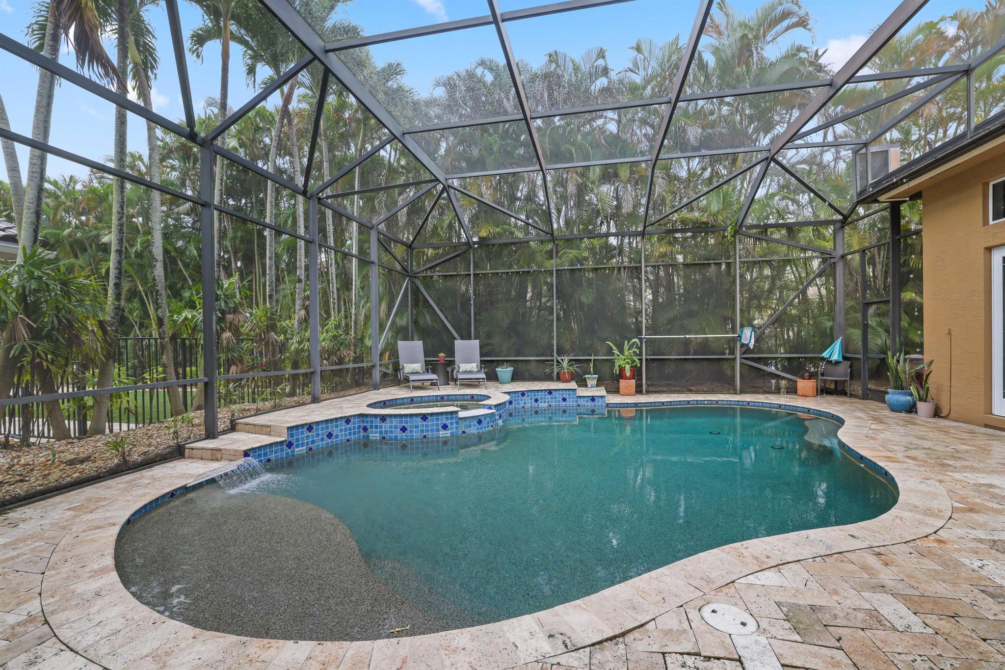 19450 Saturnia Lakes Drive