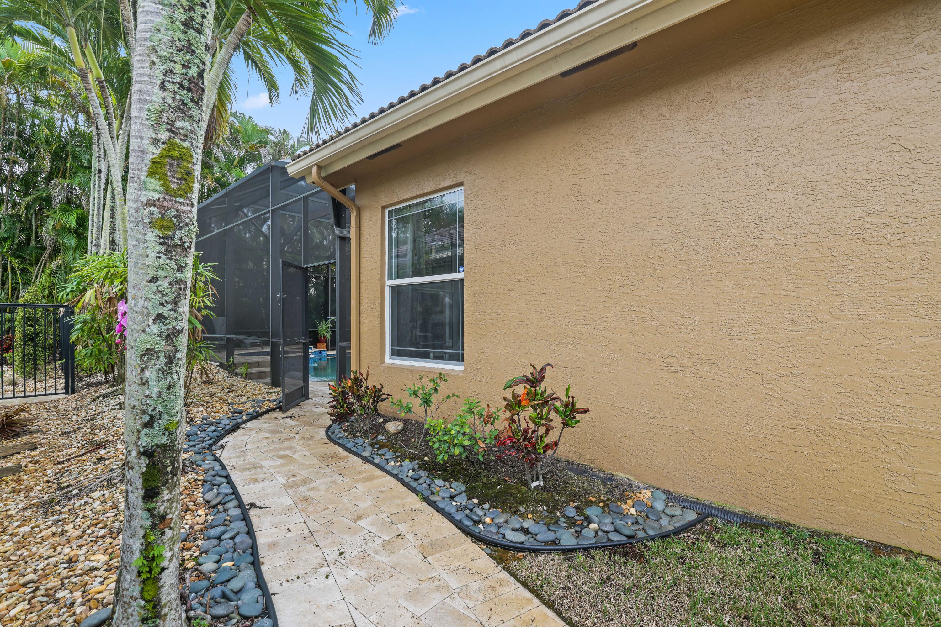 19450 Saturnia Lakes Drive