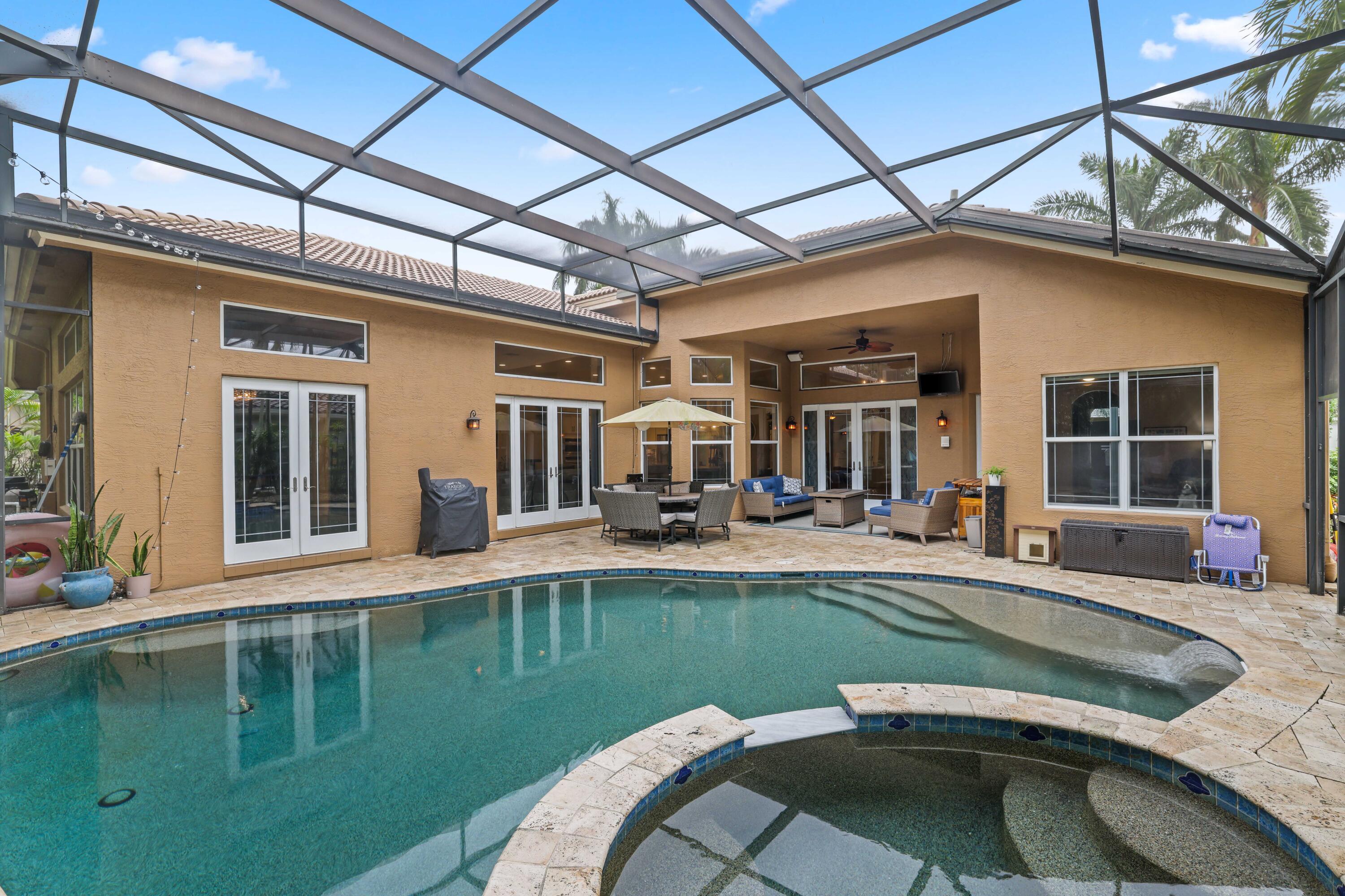 19450 Saturnia Lakes Drive