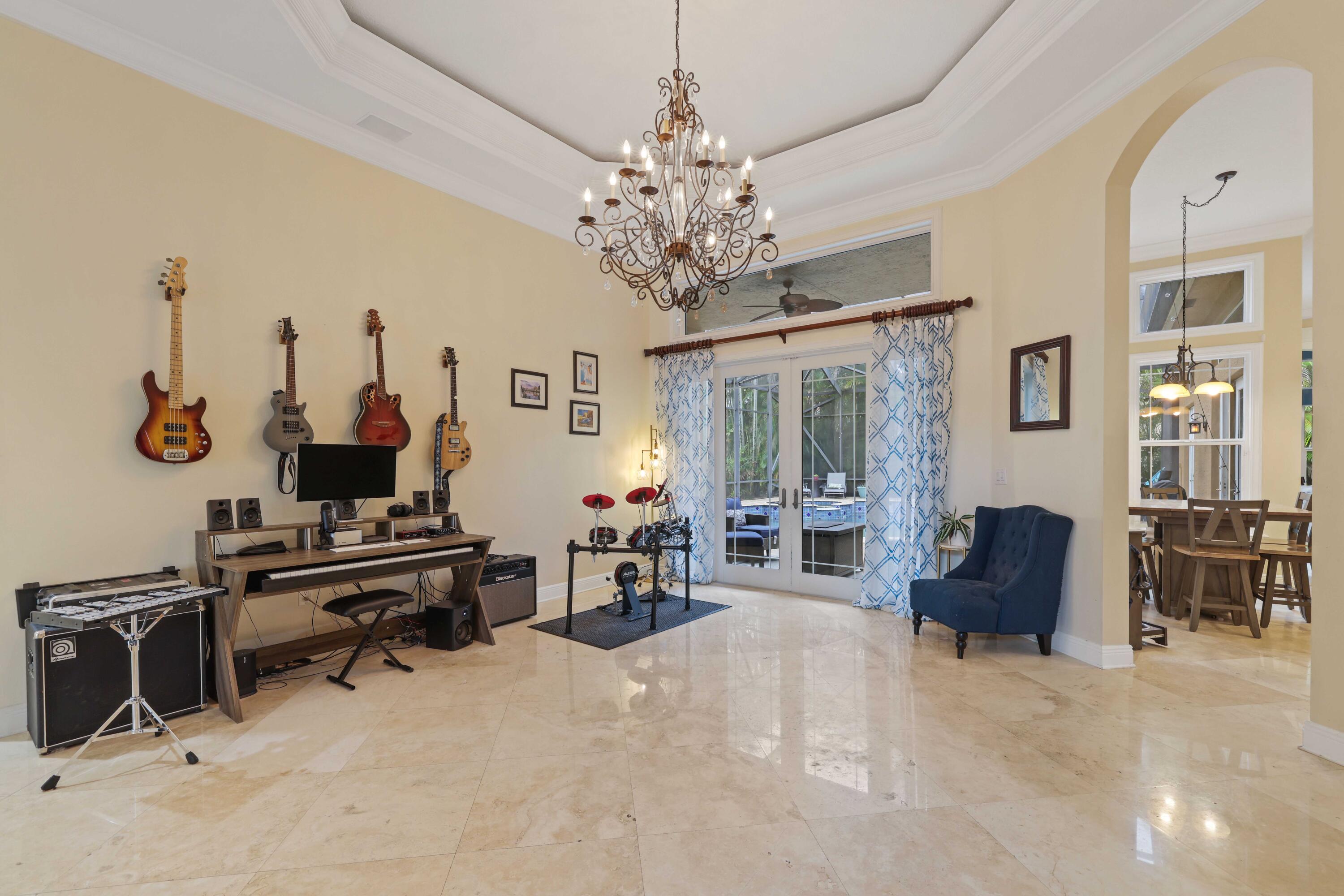 19450 Saturnia Lakes Drive