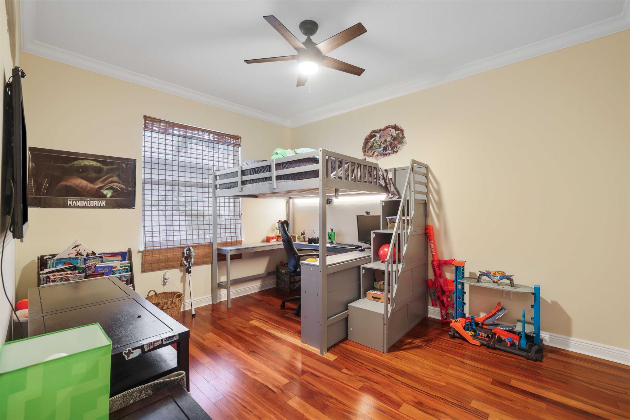 19450 Saturnia Lakes Drive