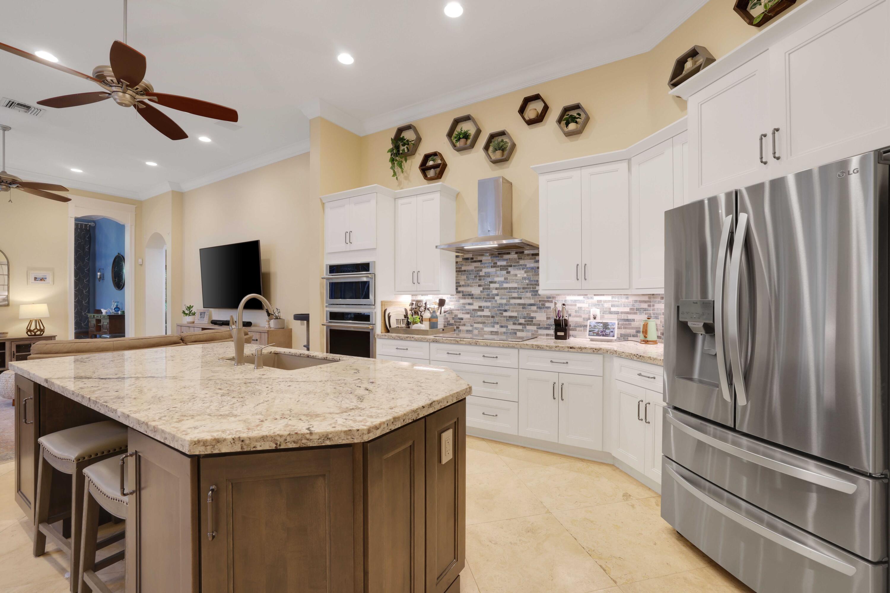 19450 Saturnia Lakes Drive