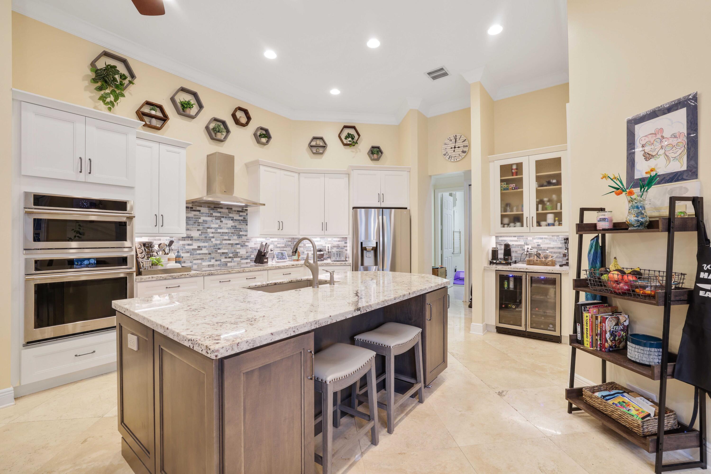 19450 Saturnia Lakes Drive