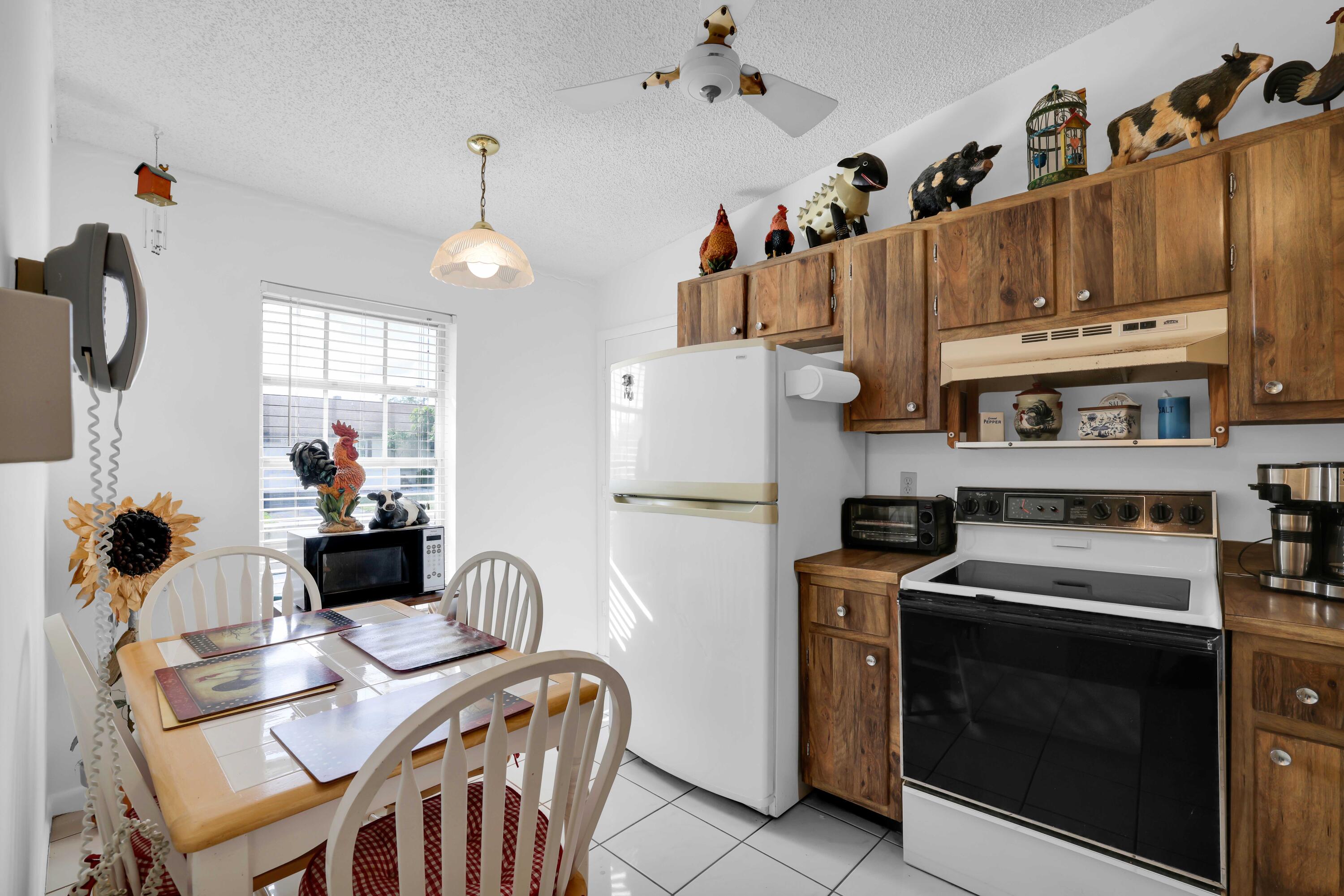 15672 Bottlebrush Circle